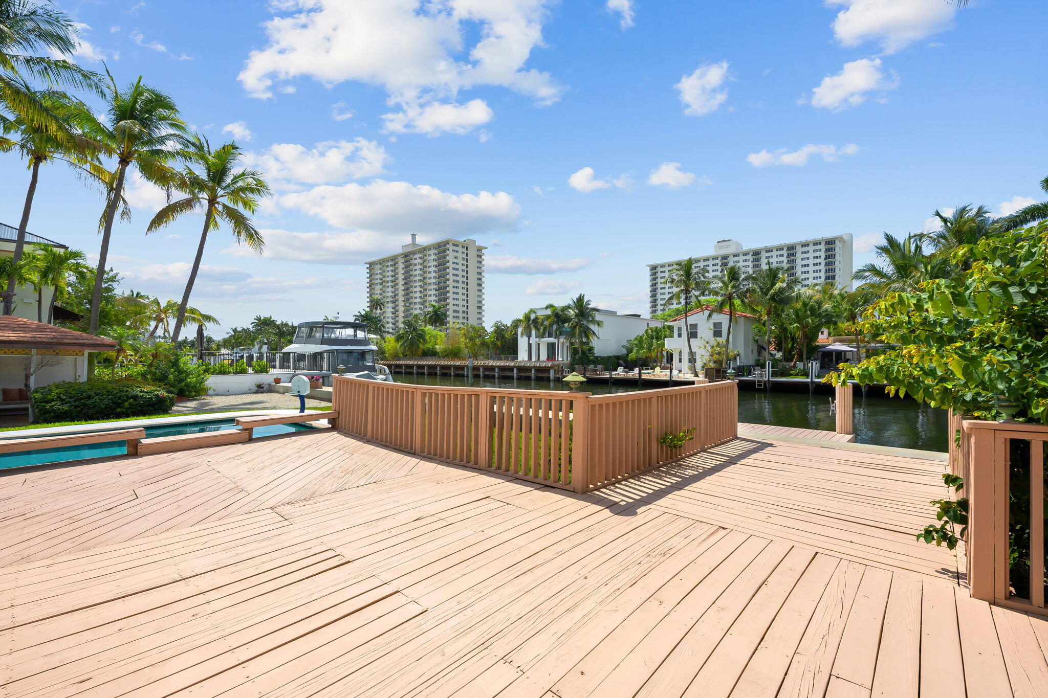 2400 Delmar, Fort Lauderdale FL 33301