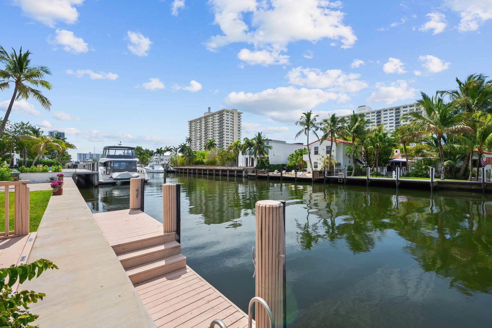 2400 Delmar, Fort Lauderdale FL 33301