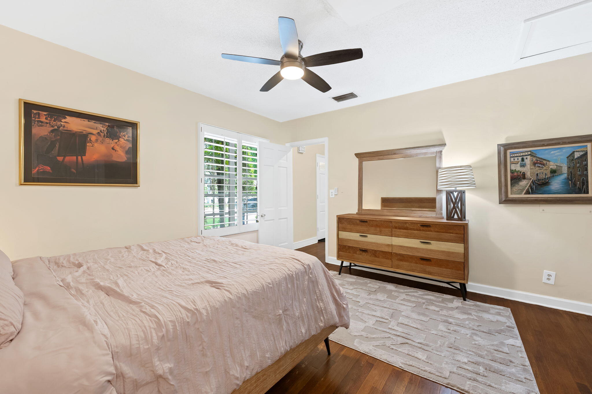 2400 Delmar, Fort Lauderdale FL 33301