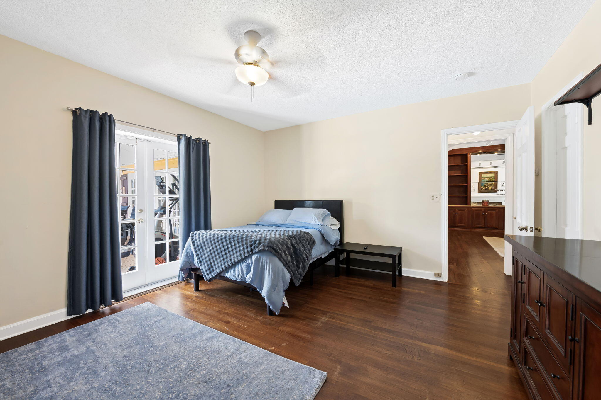 2400 Delmar, Fort Lauderdale FL 33301