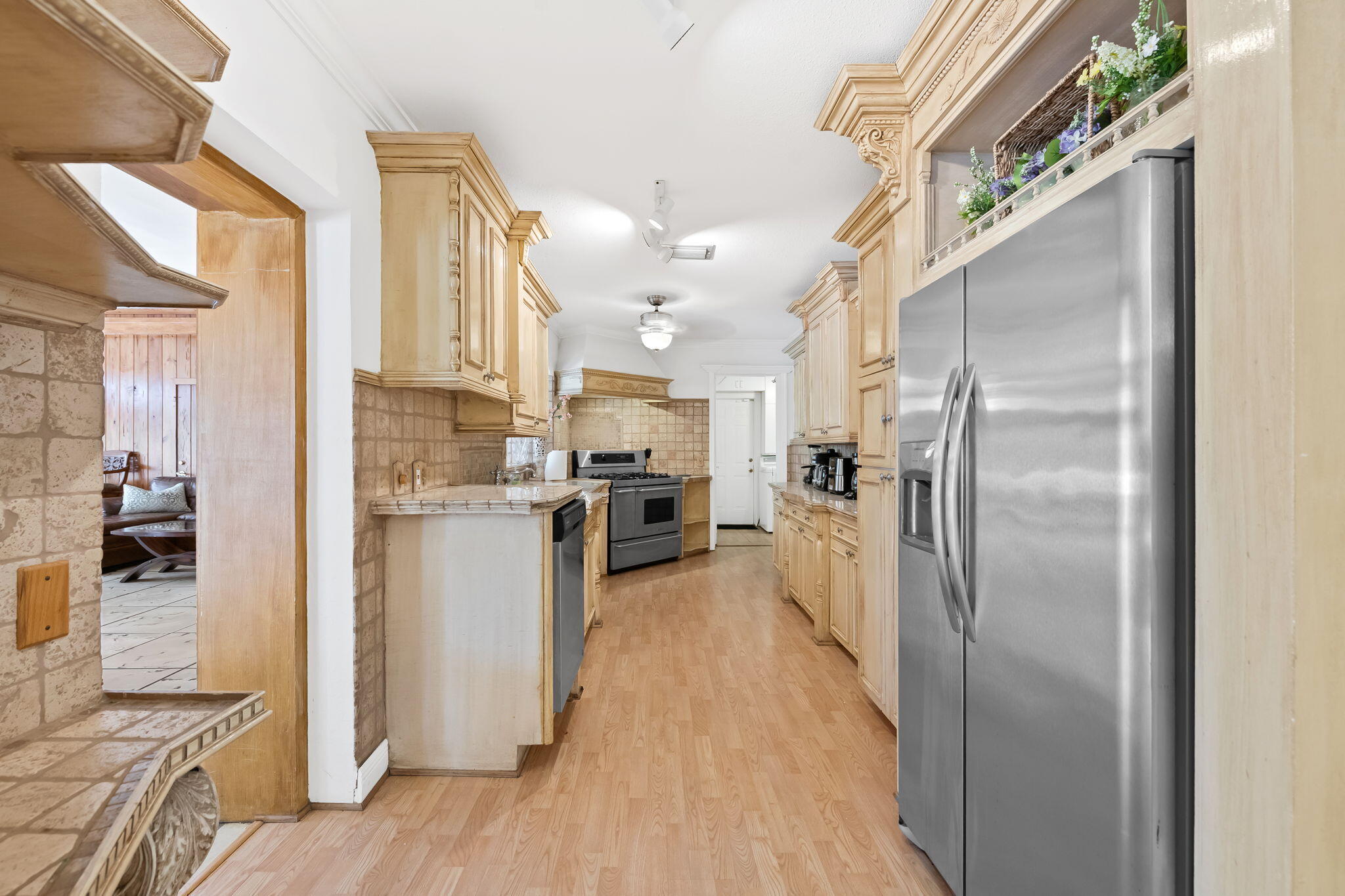 2400 Delmar, Fort Lauderdale FL 33301