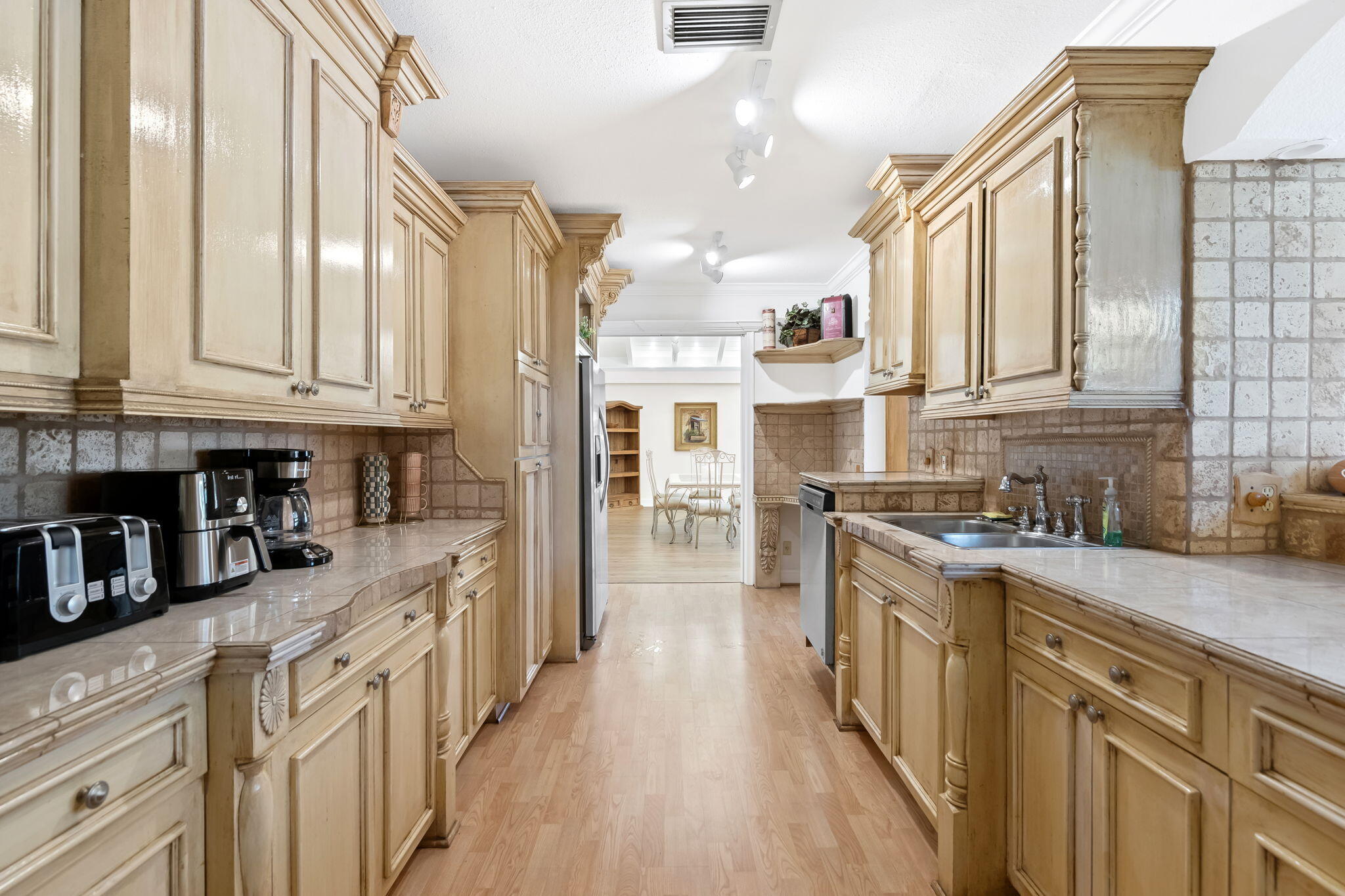 2400 Delmar, Fort Lauderdale FL 33301