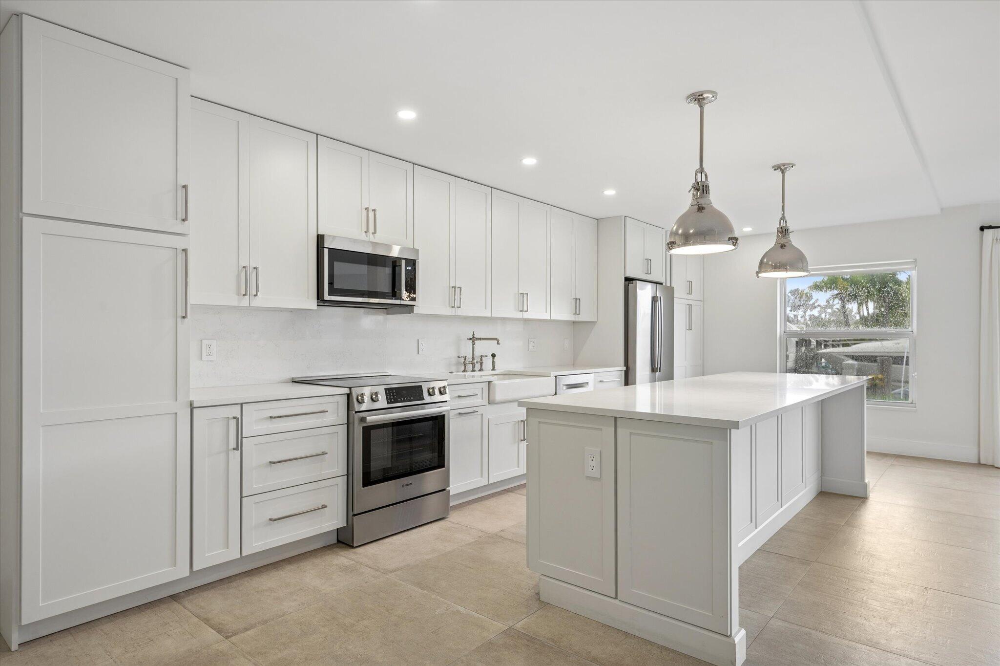 5100 Bayview #106, Fort Lauderdale FL 33308