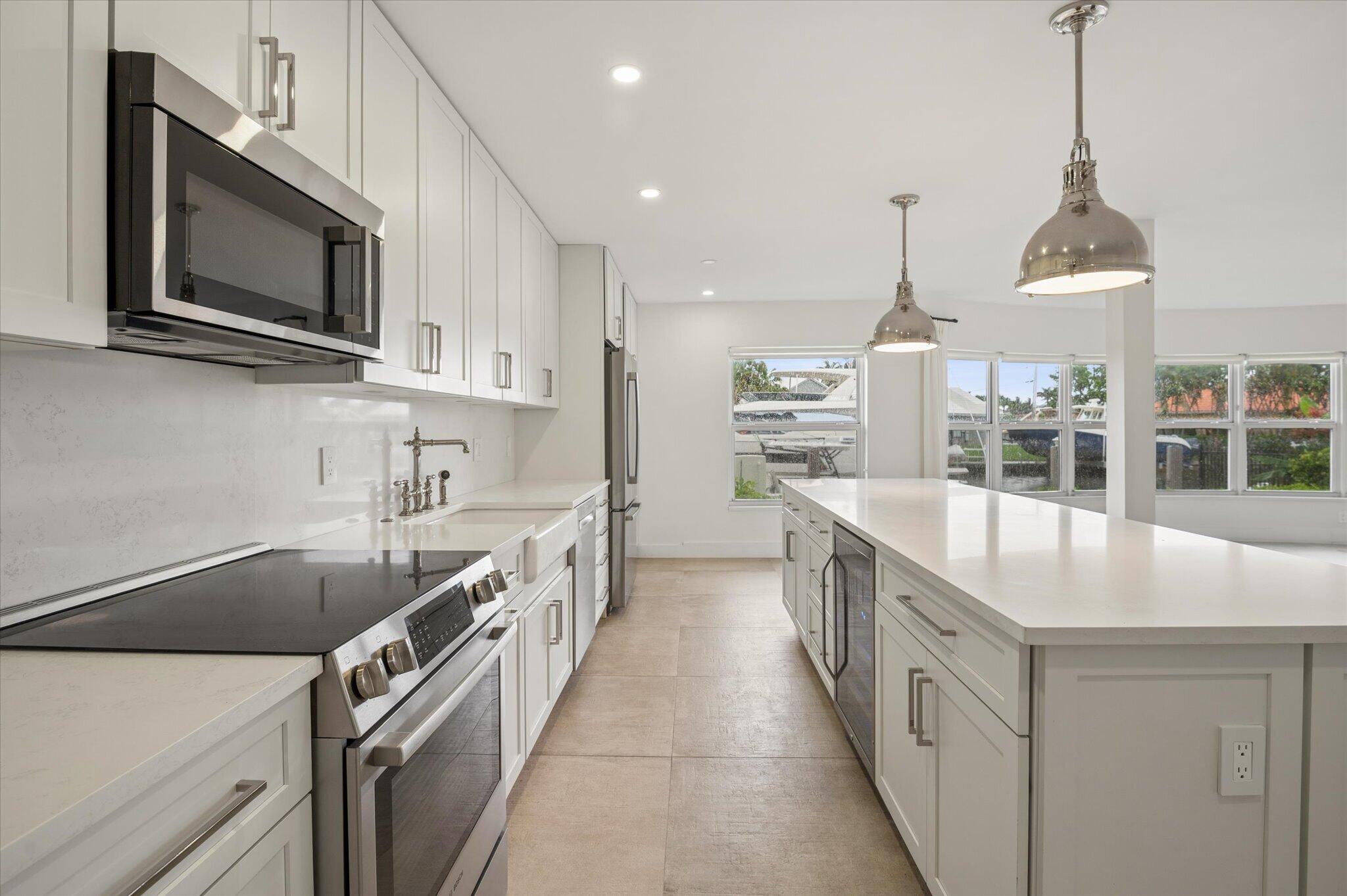 5100 Bayview #106, Fort Lauderdale FL 33308