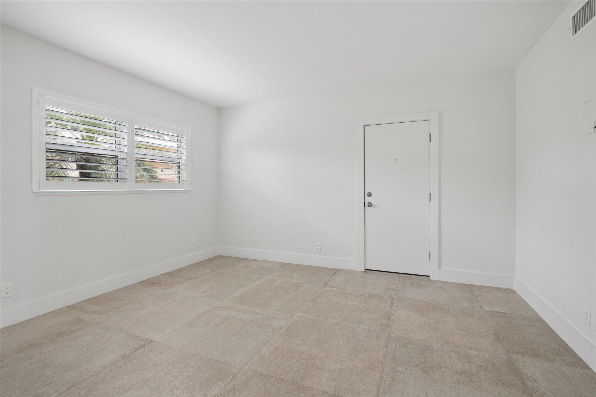 5100 Bayview #106, Fort Lauderdale FL 33308