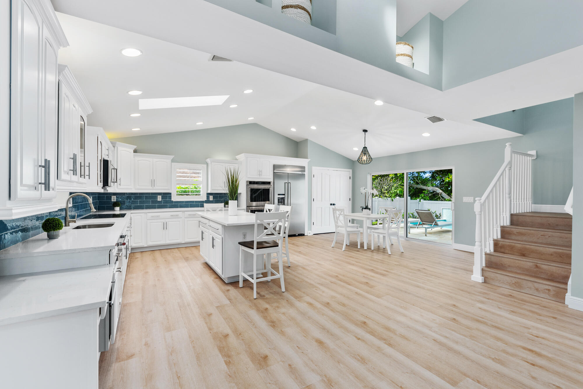 490 Mars, Juno Beach FL 33408