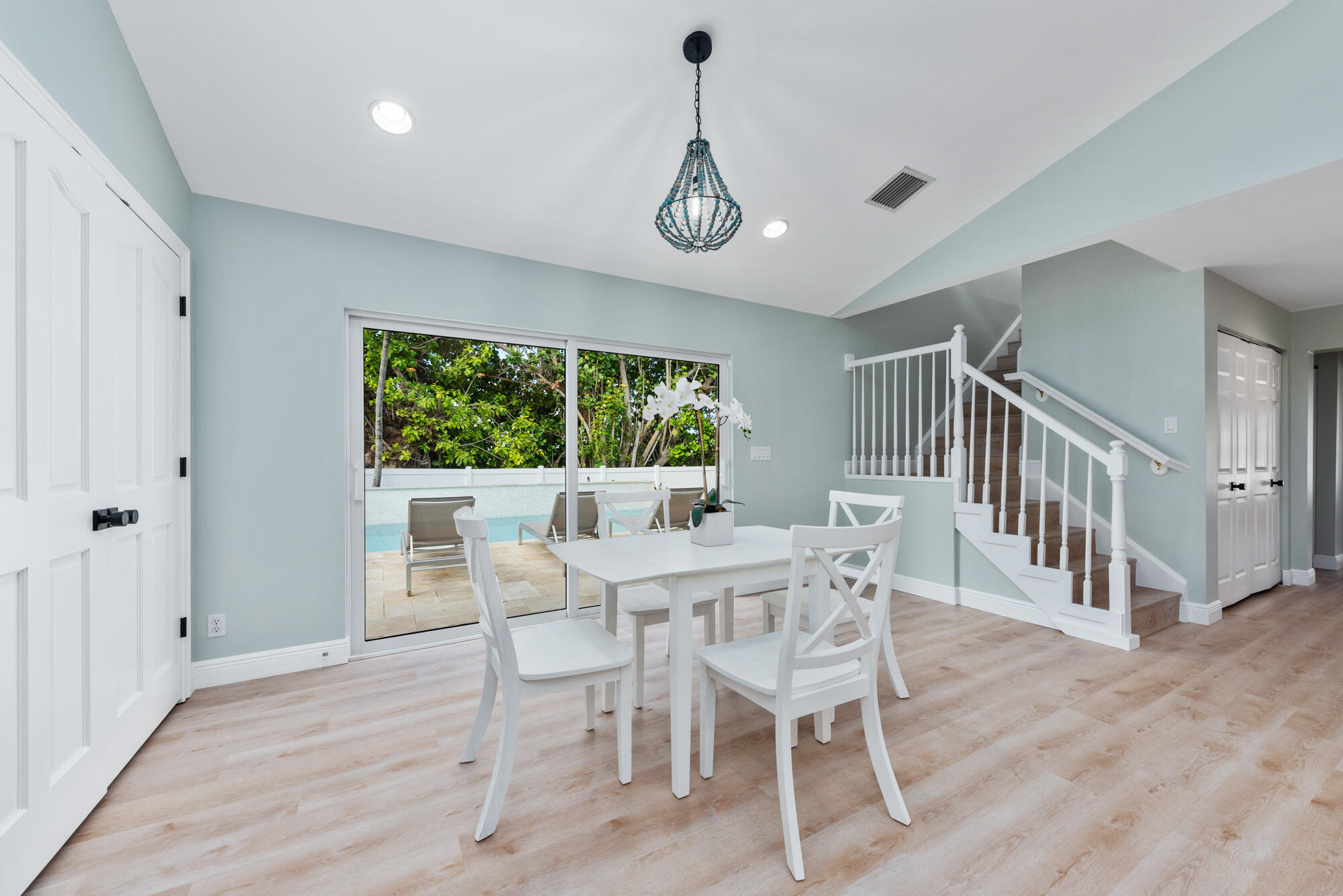 490 Mars, Juno Beach FL 33408