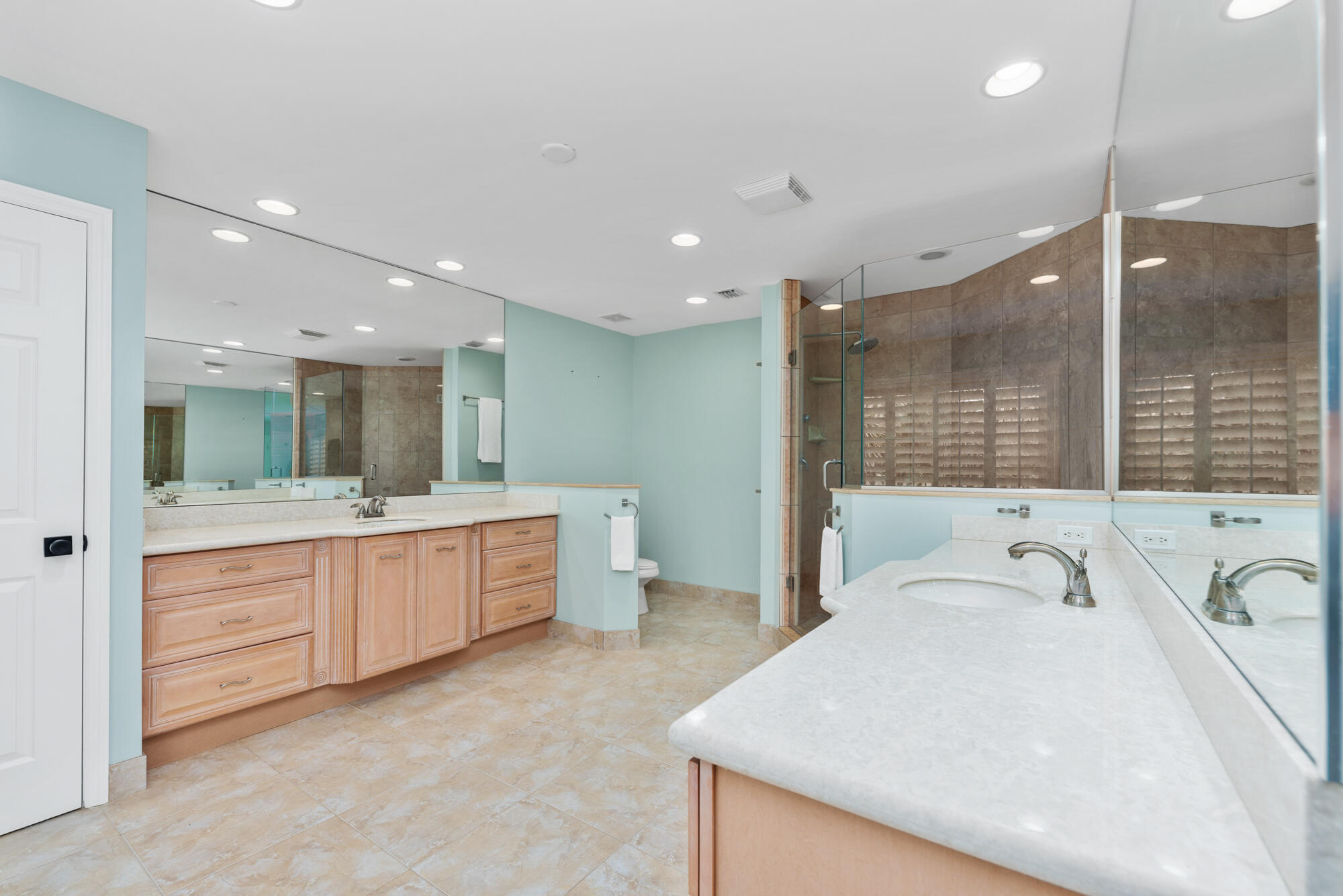 490 Mars, Juno Beach FL 33408