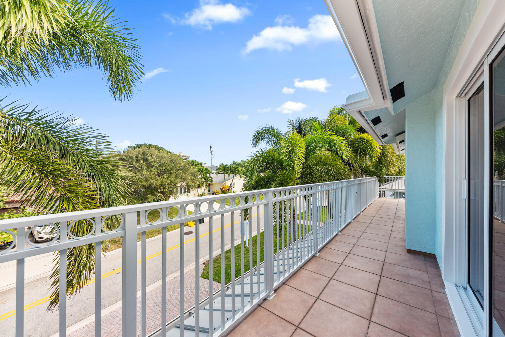 490 Mars, Juno Beach FL 33408