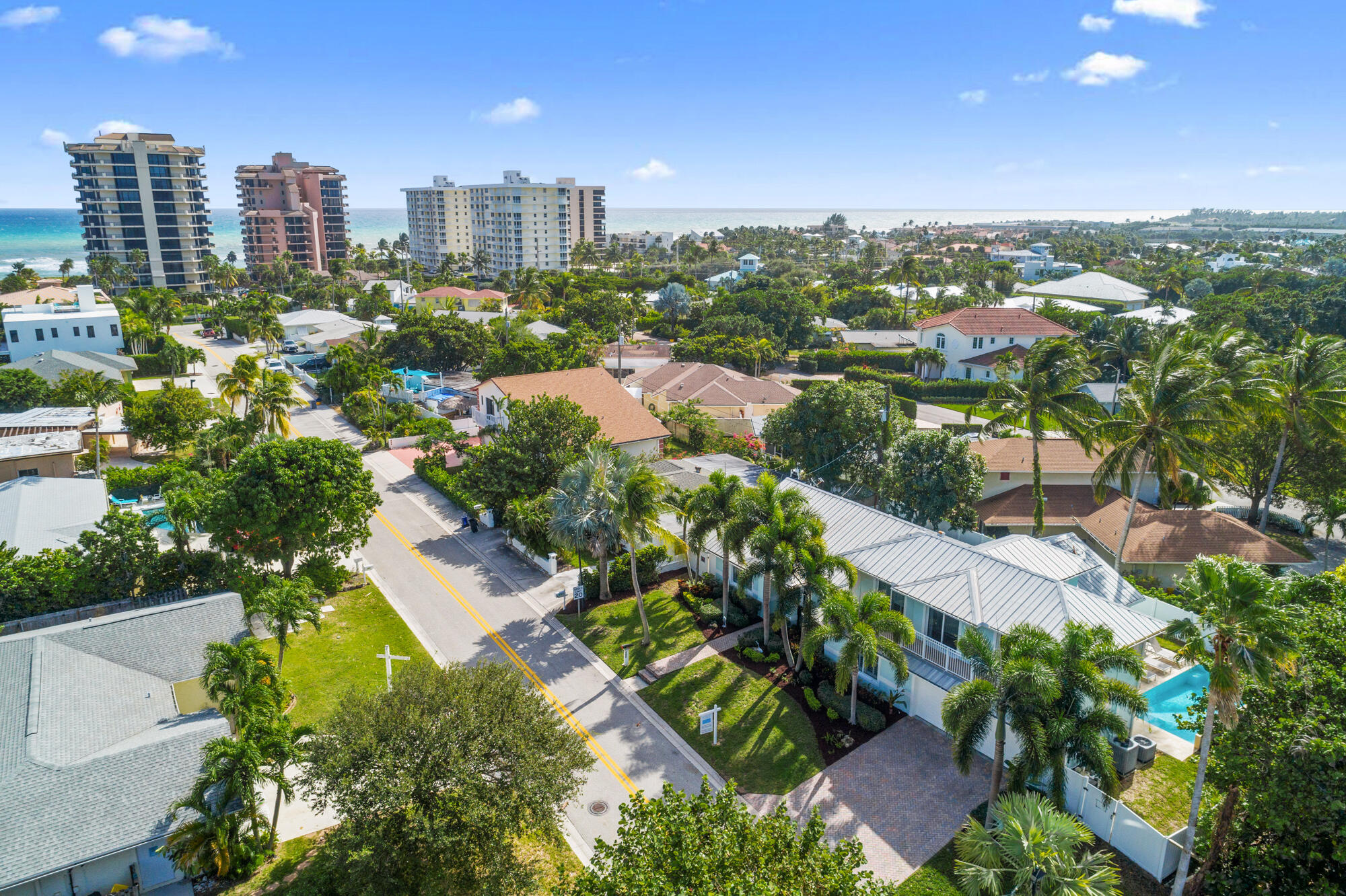 490 Mars, Juno Beach FL 33408