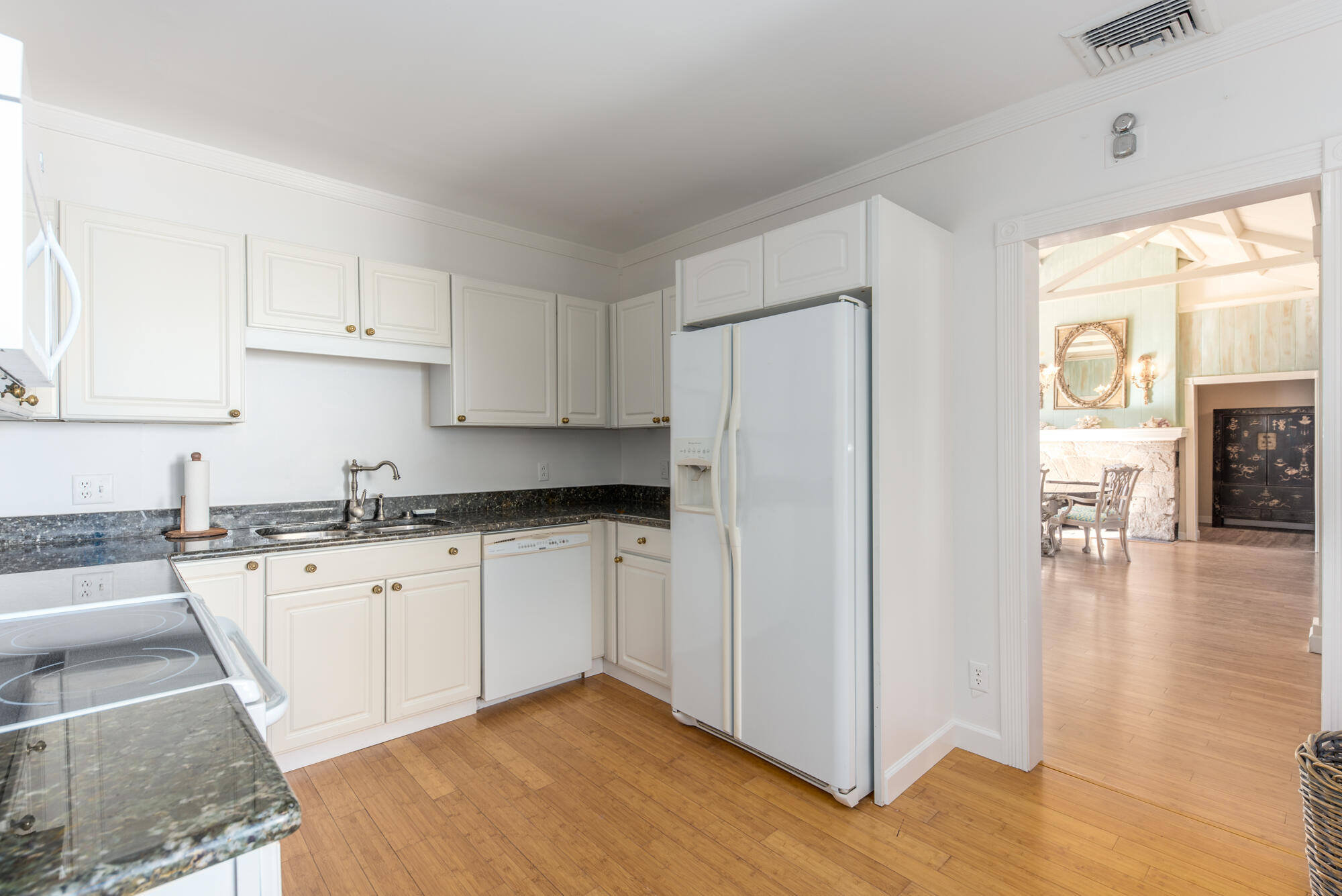 5 N Beach, Hobe Sound FL 33455