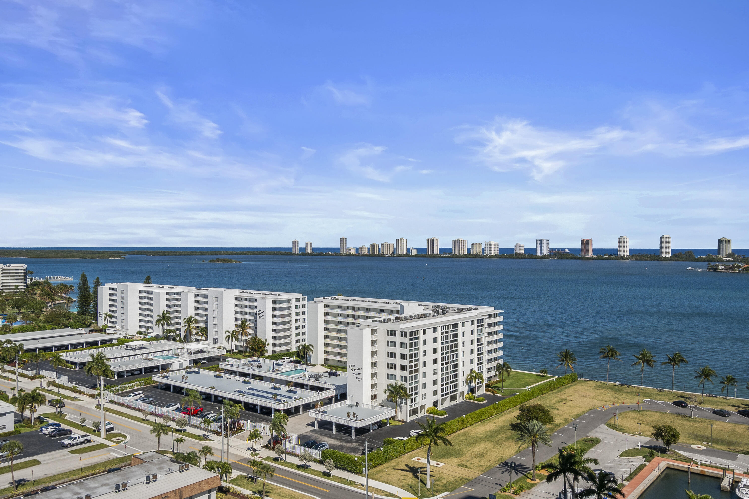 220 Lake Shore #1913, Lake Park FL 33403