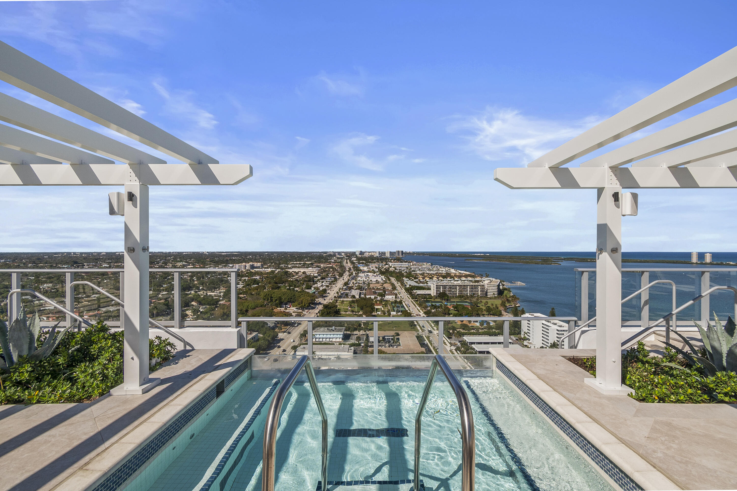 220 Lake Shore #1913, Lake Park FL 33403