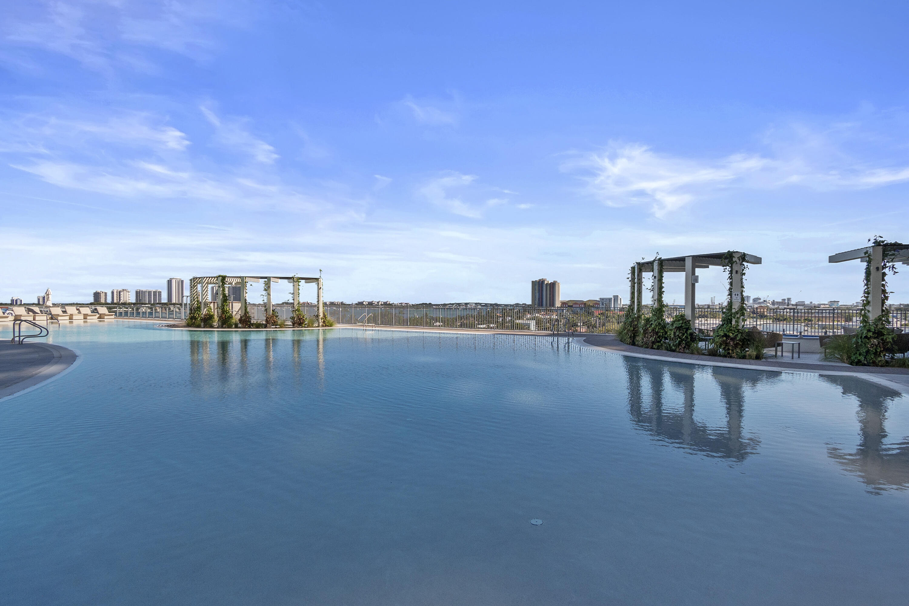 220 Lake Shore #1913, Lake Park FL 33403