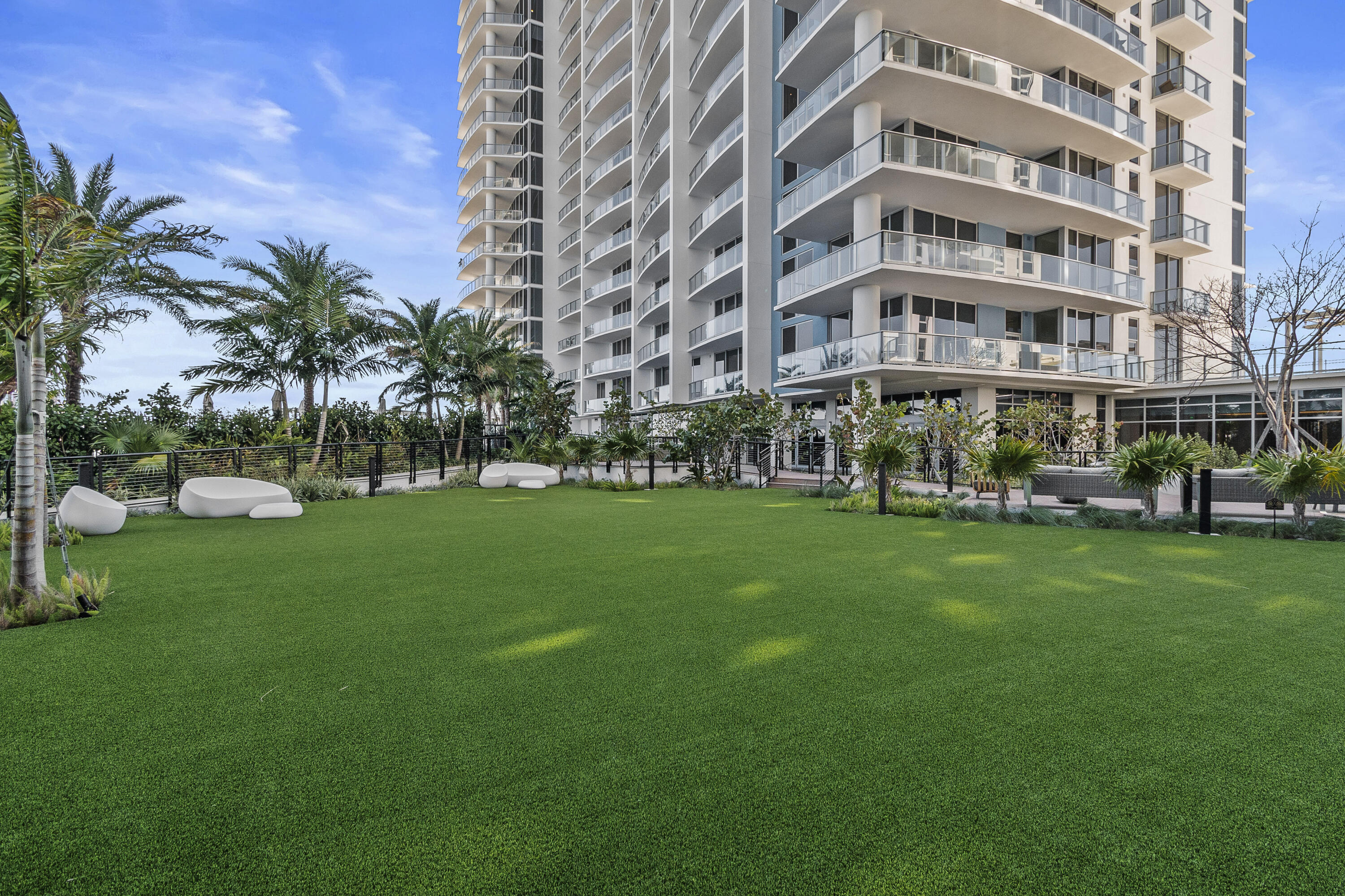 220 Lake Shore #1913, Lake Park FL 33403