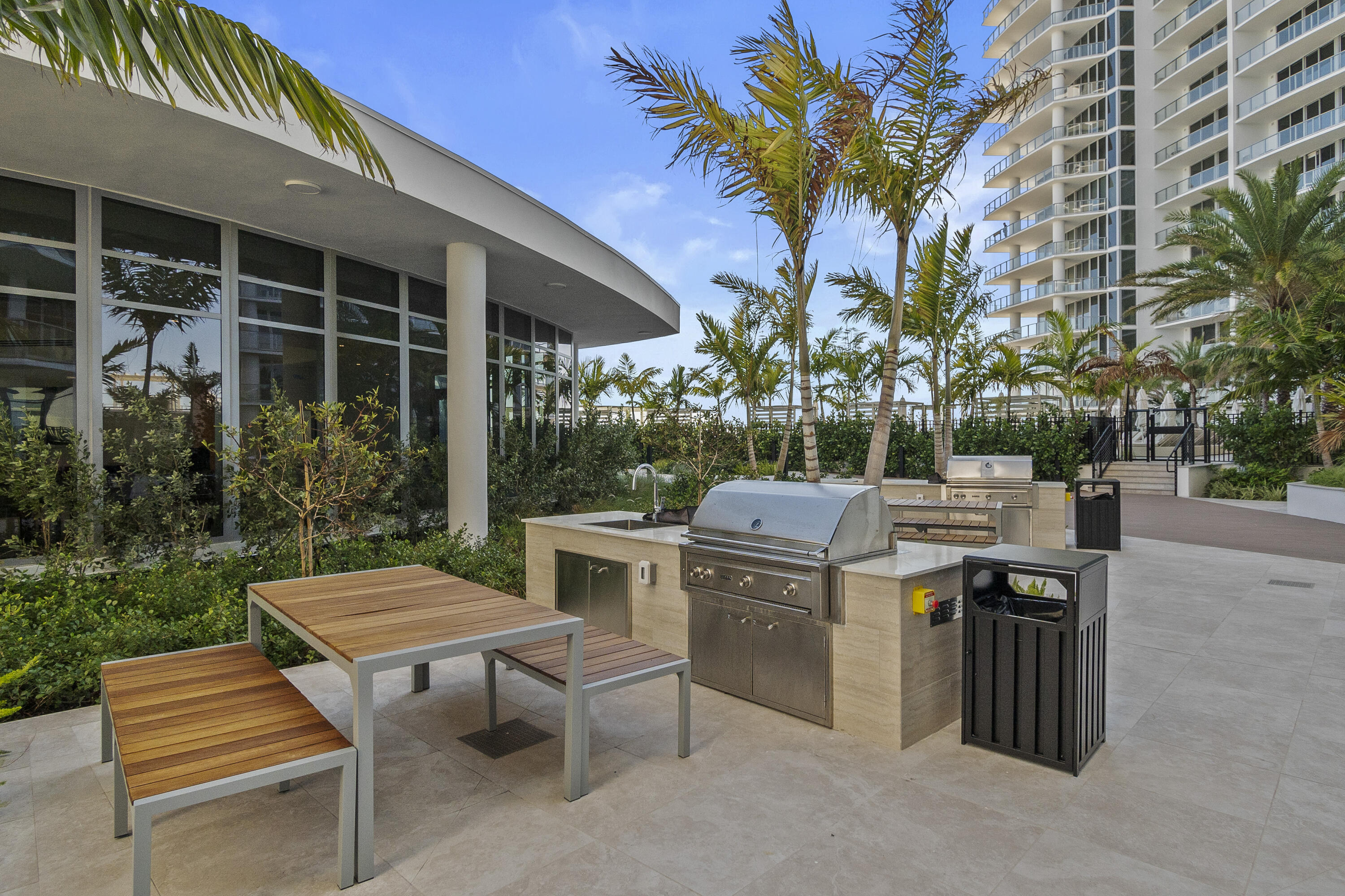220 Lake Shore #1913, Lake Park FL 33403