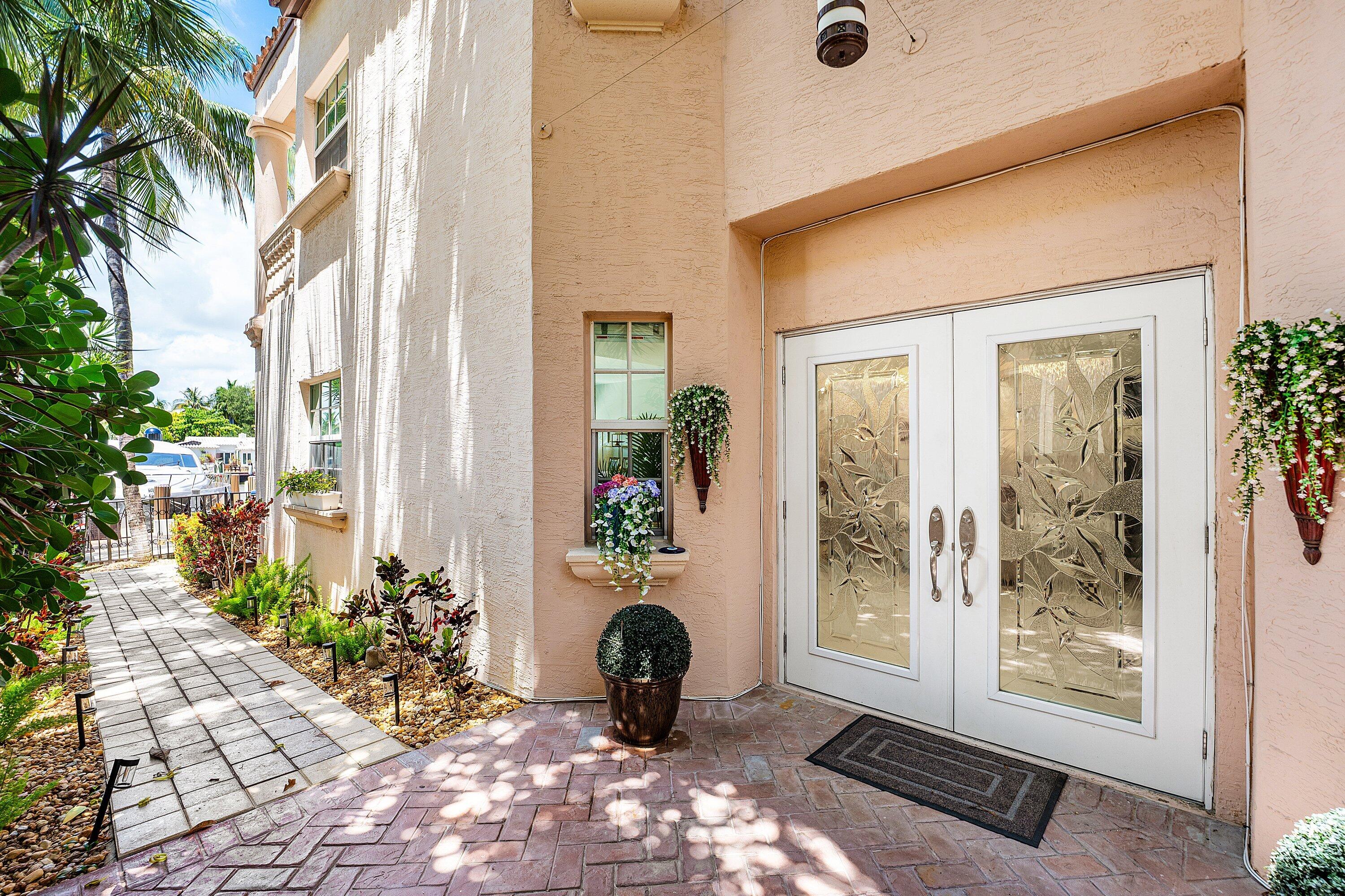 19 Hendricks, Fort Lauderdale FL 33301