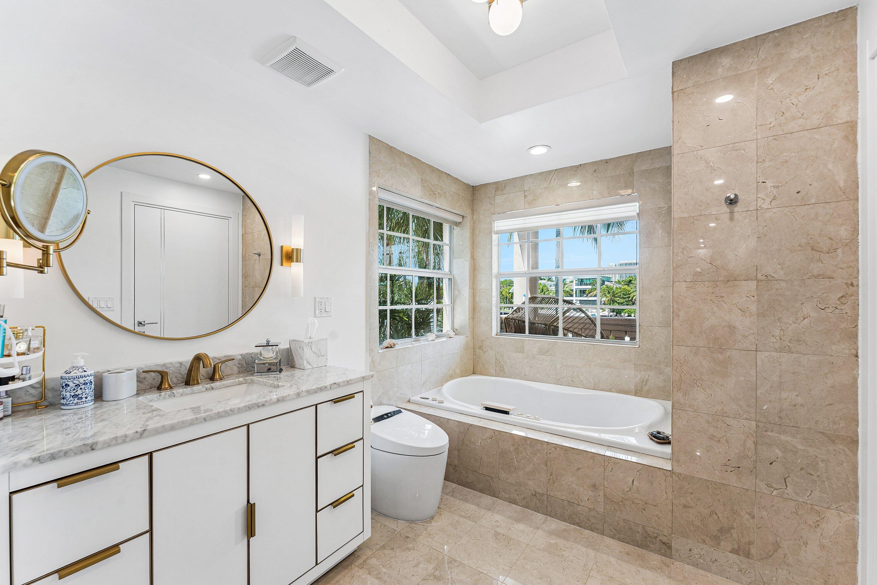 19 Hendricks, Fort Lauderdale FL 33301