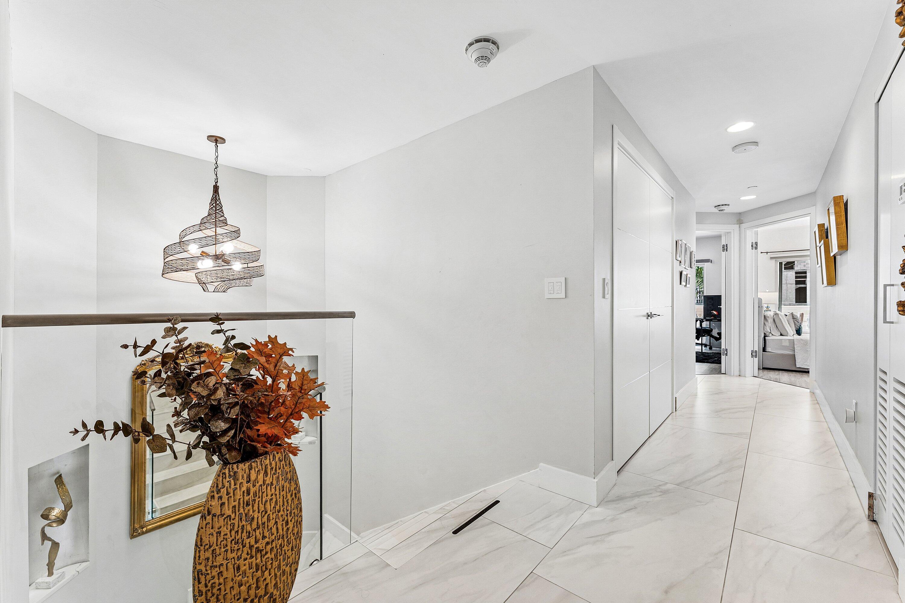 19 Hendricks, Fort Lauderdale FL 33301
