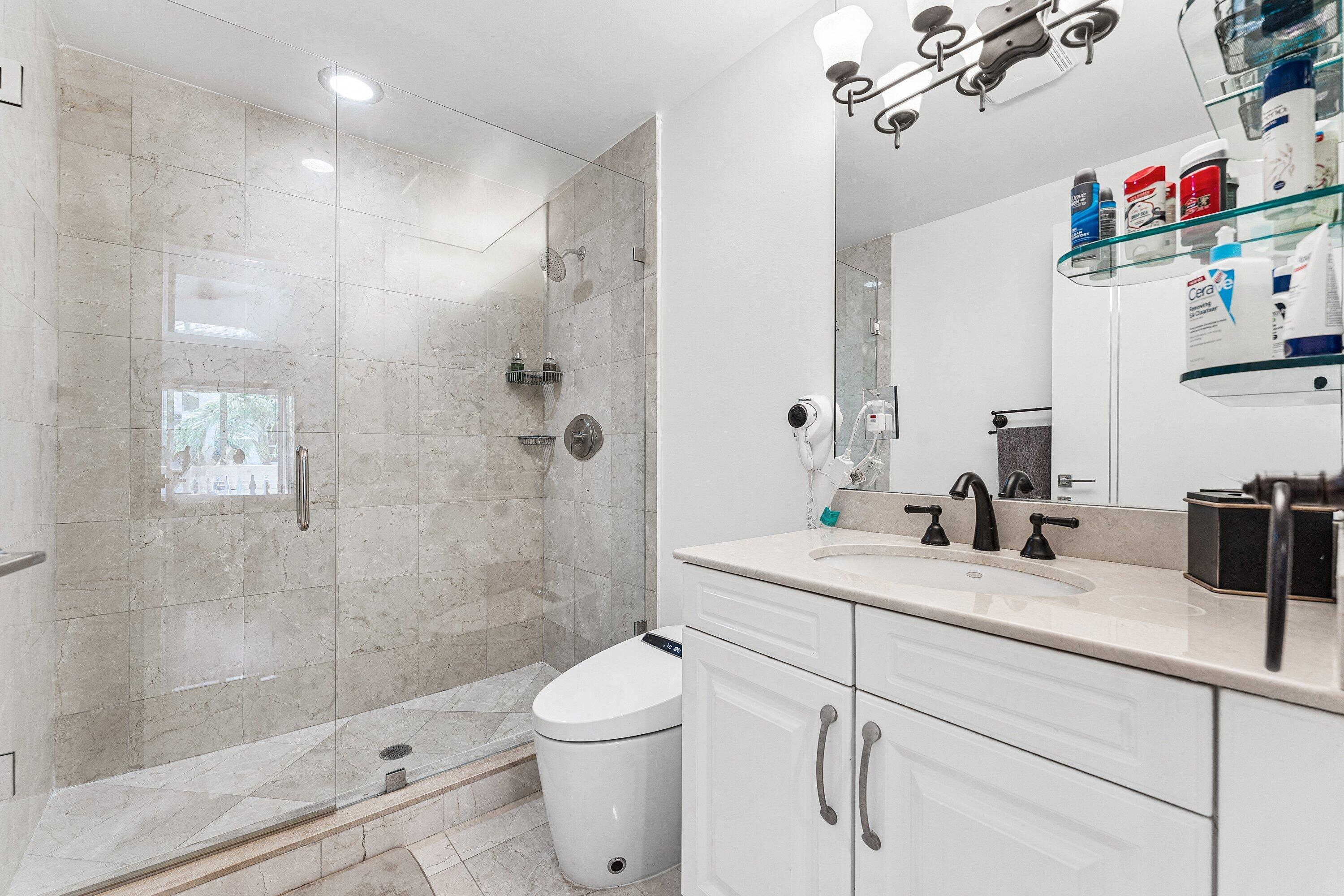 19 Hendricks, Fort Lauderdale FL 33301