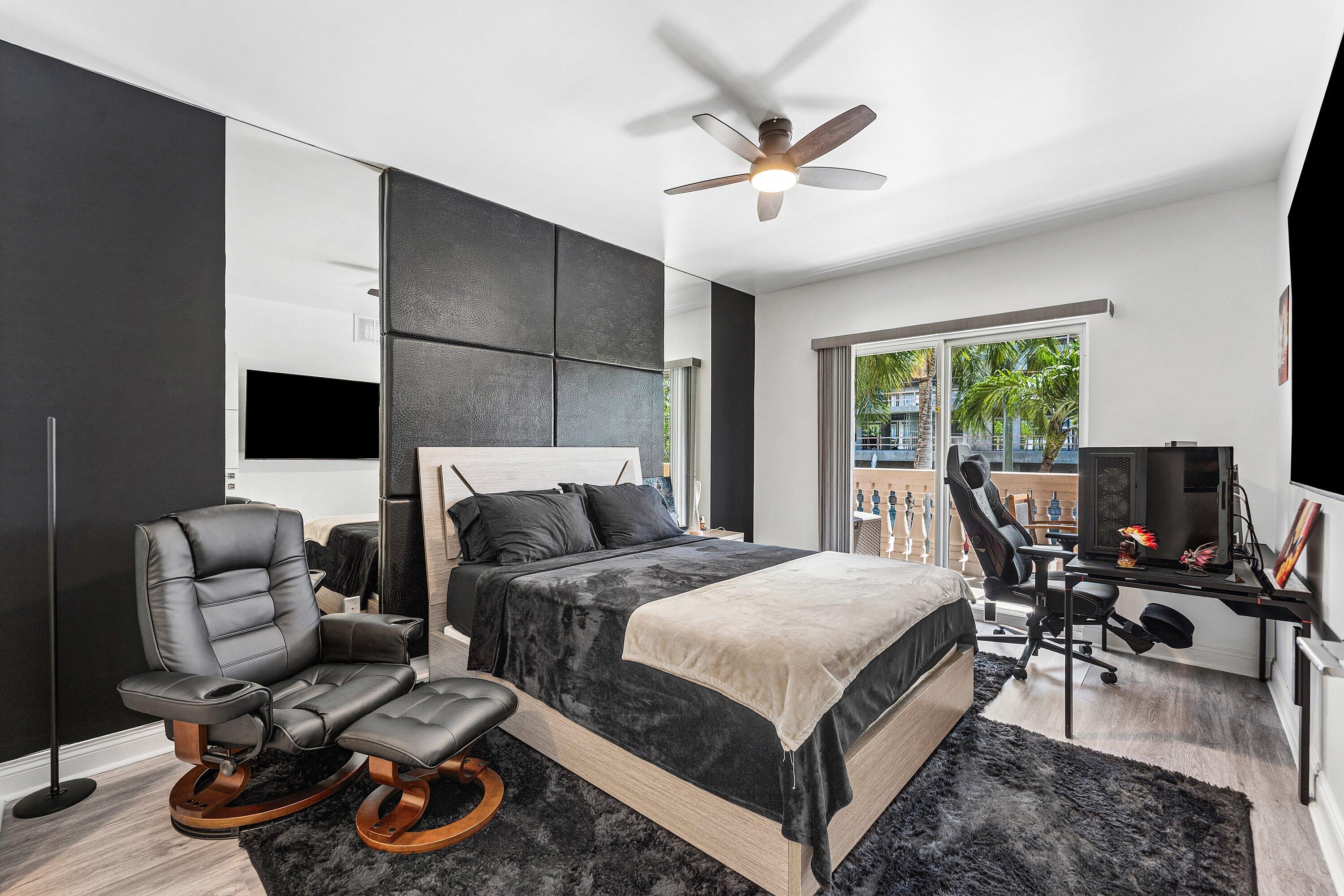 19 Hendricks, Fort Lauderdale FL 33301