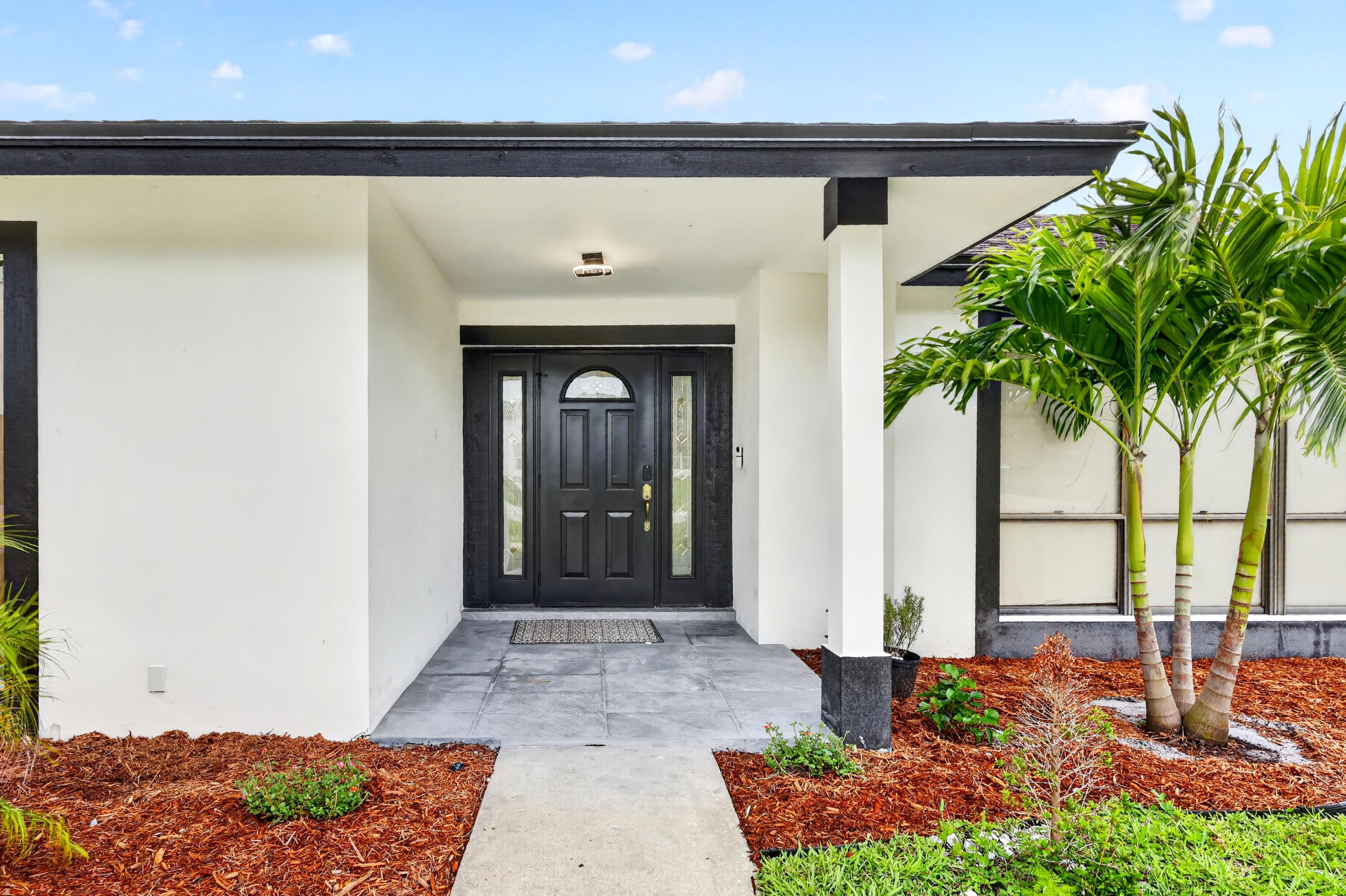4831 Dorchester Mews, Haverhill FL 33415