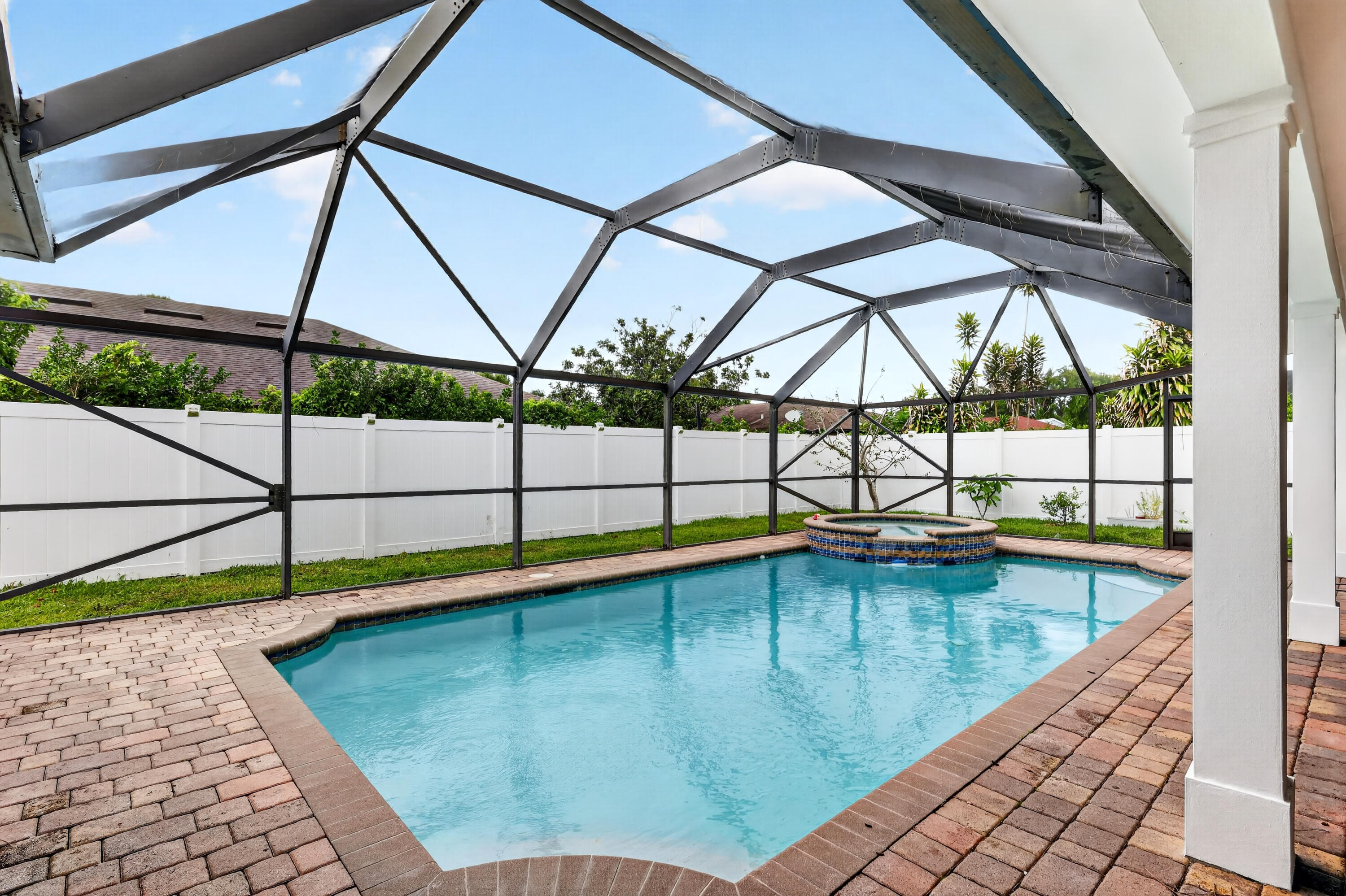 4831 Dorchester Mews, Haverhill FL 33415