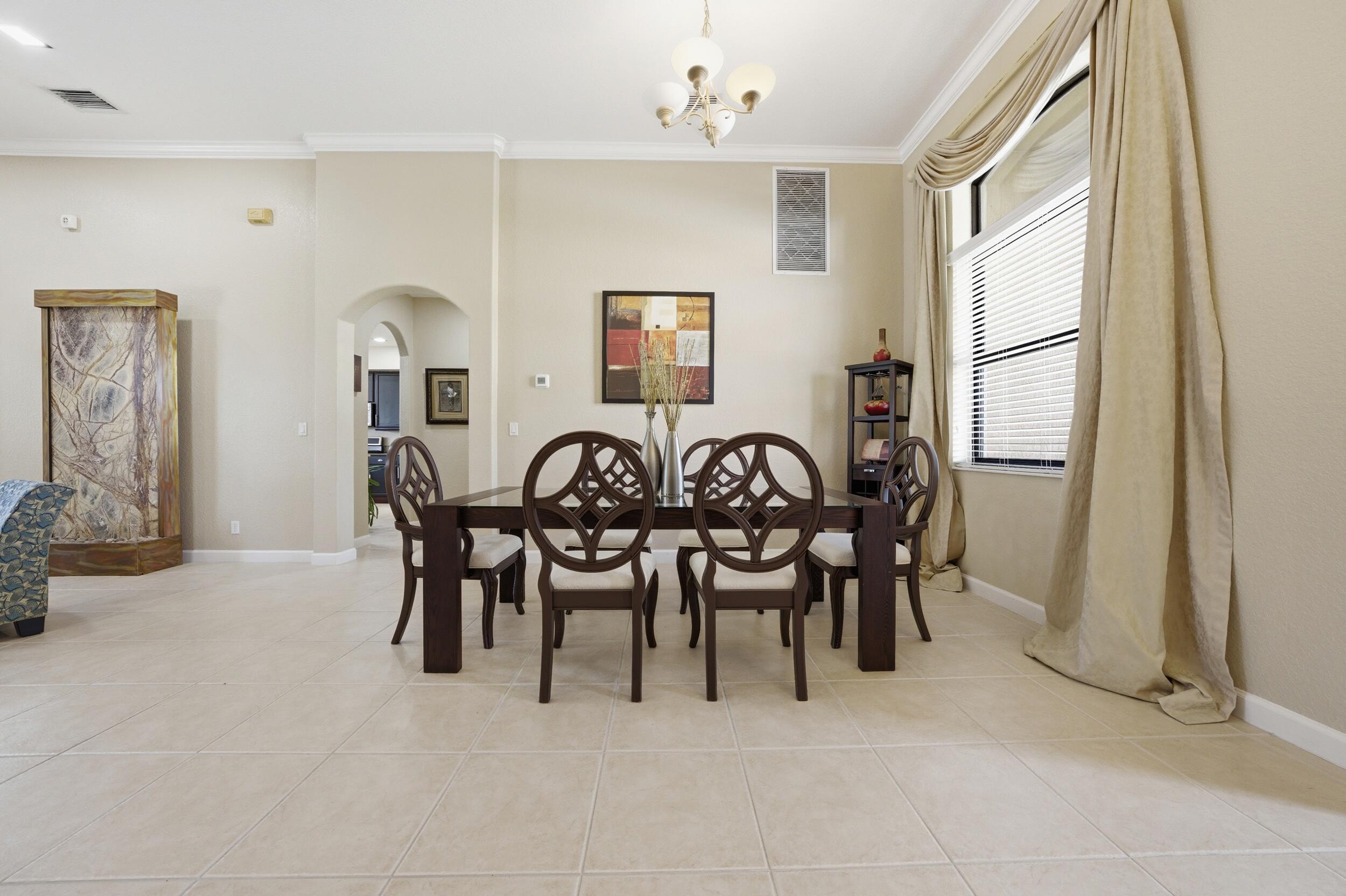 3668 Turtle Island, West Palm Beach FL 33411