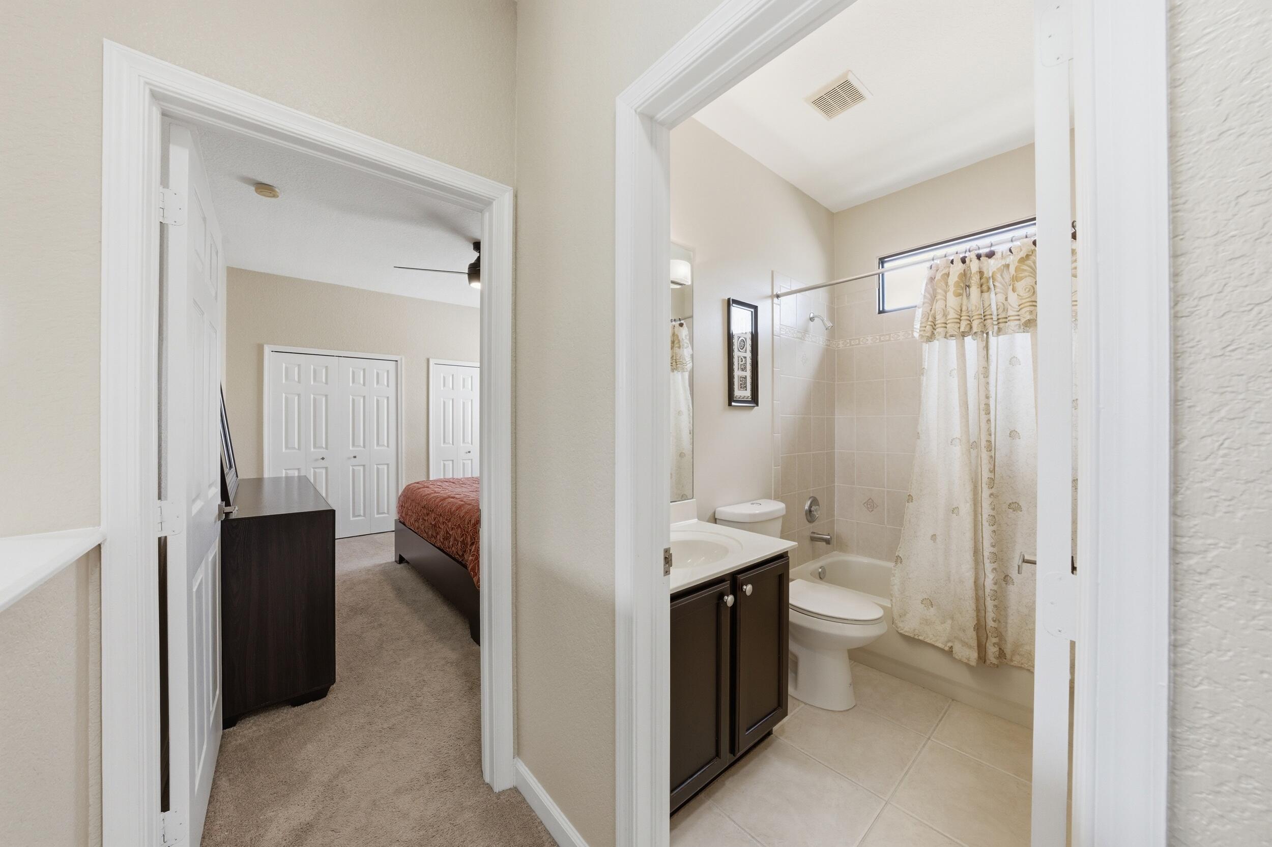 3668 Turtle Island, West Palm Beach FL 33411