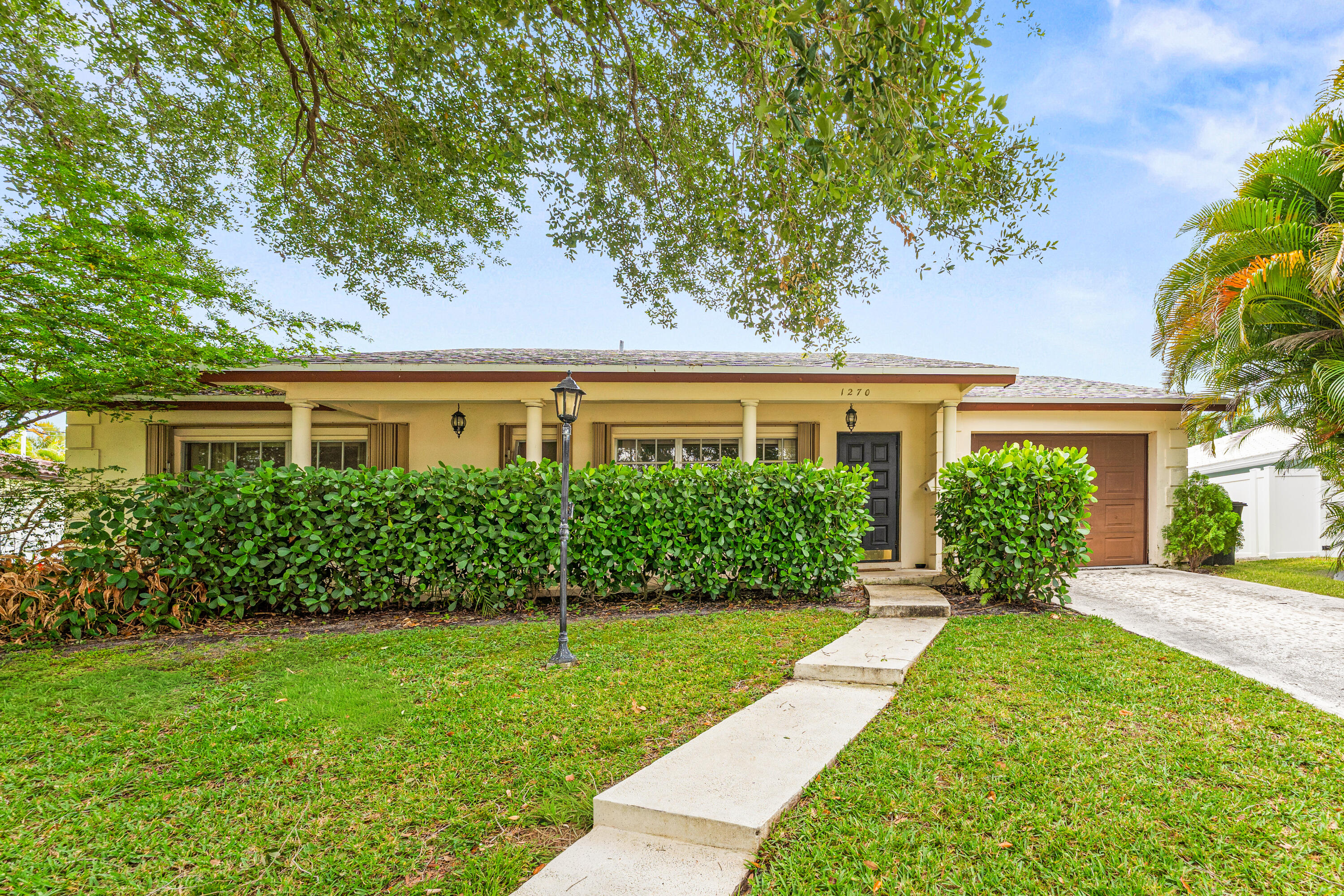 1270 SW 8th, Boca Raton FL 33486