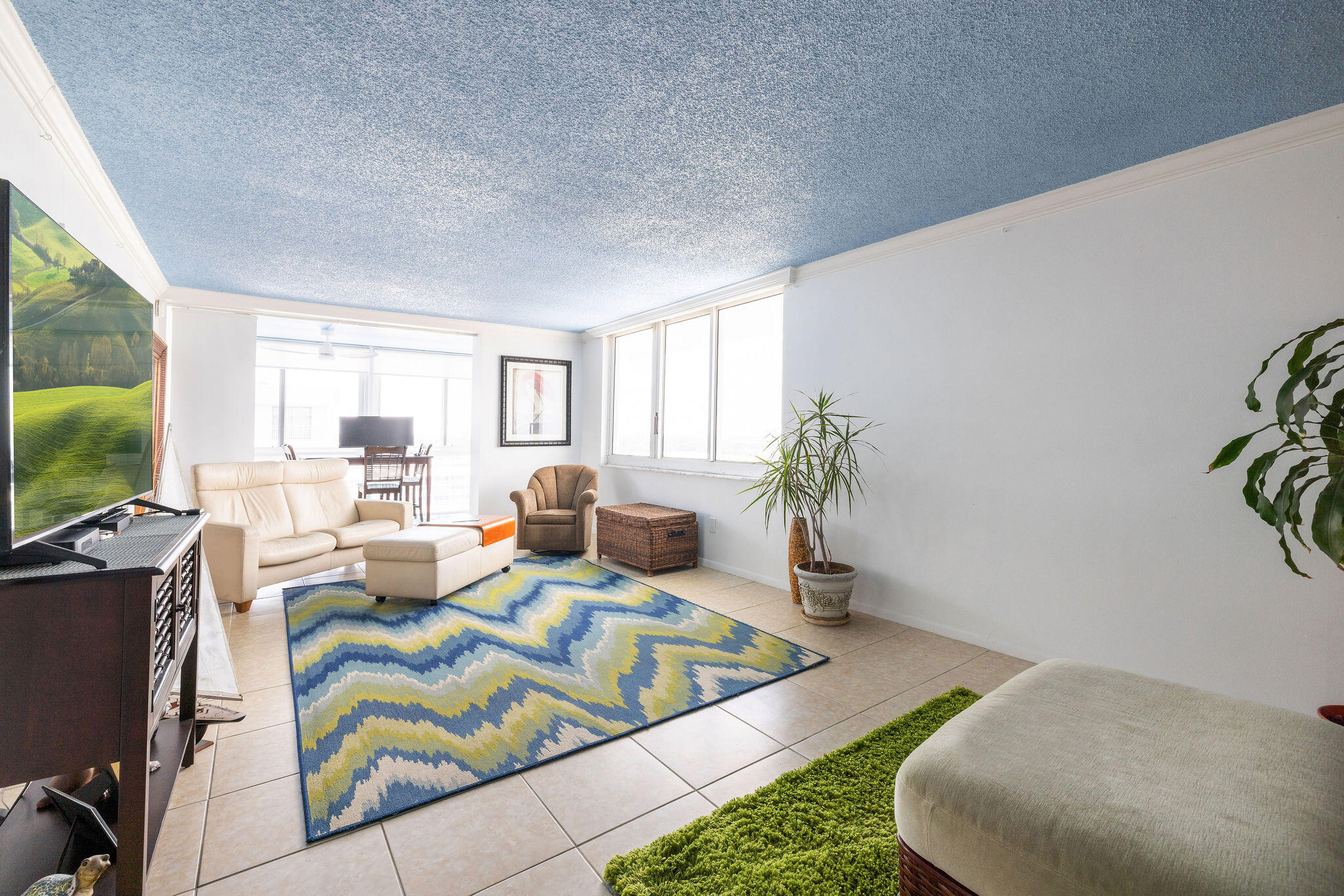3100 NE 49 Street #1110, Fort Lauderdale FL 33308