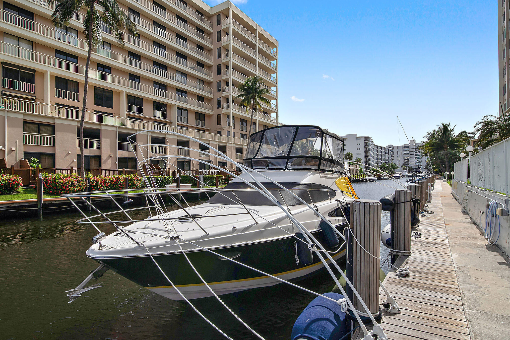 3100 NE 49 Street #1110, Fort Lauderdale FL 33308