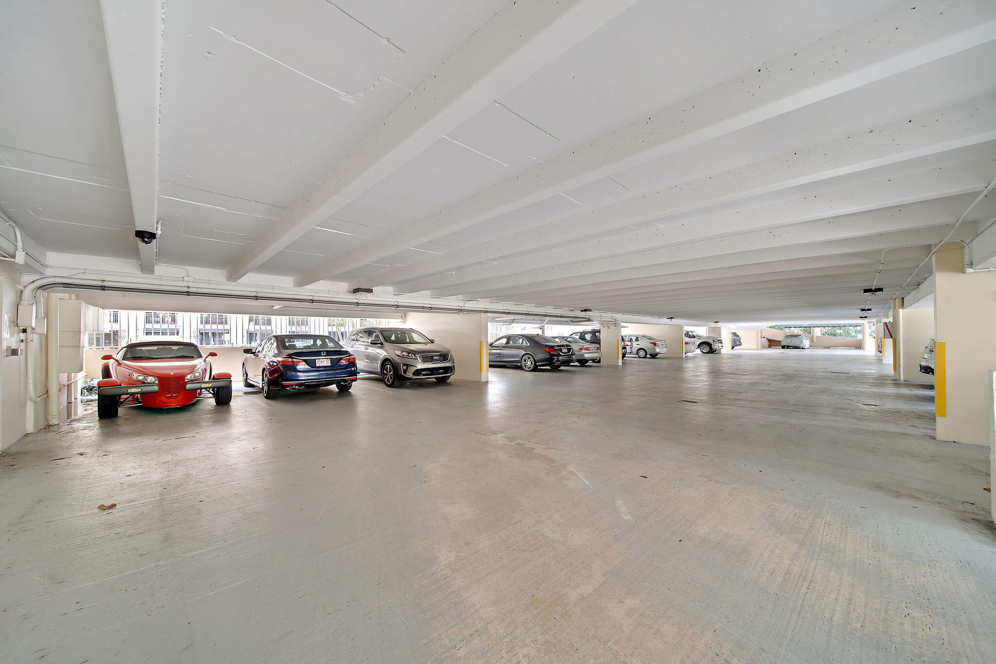3100 NE 49 Street #1110, Fort Lauderdale FL 33308