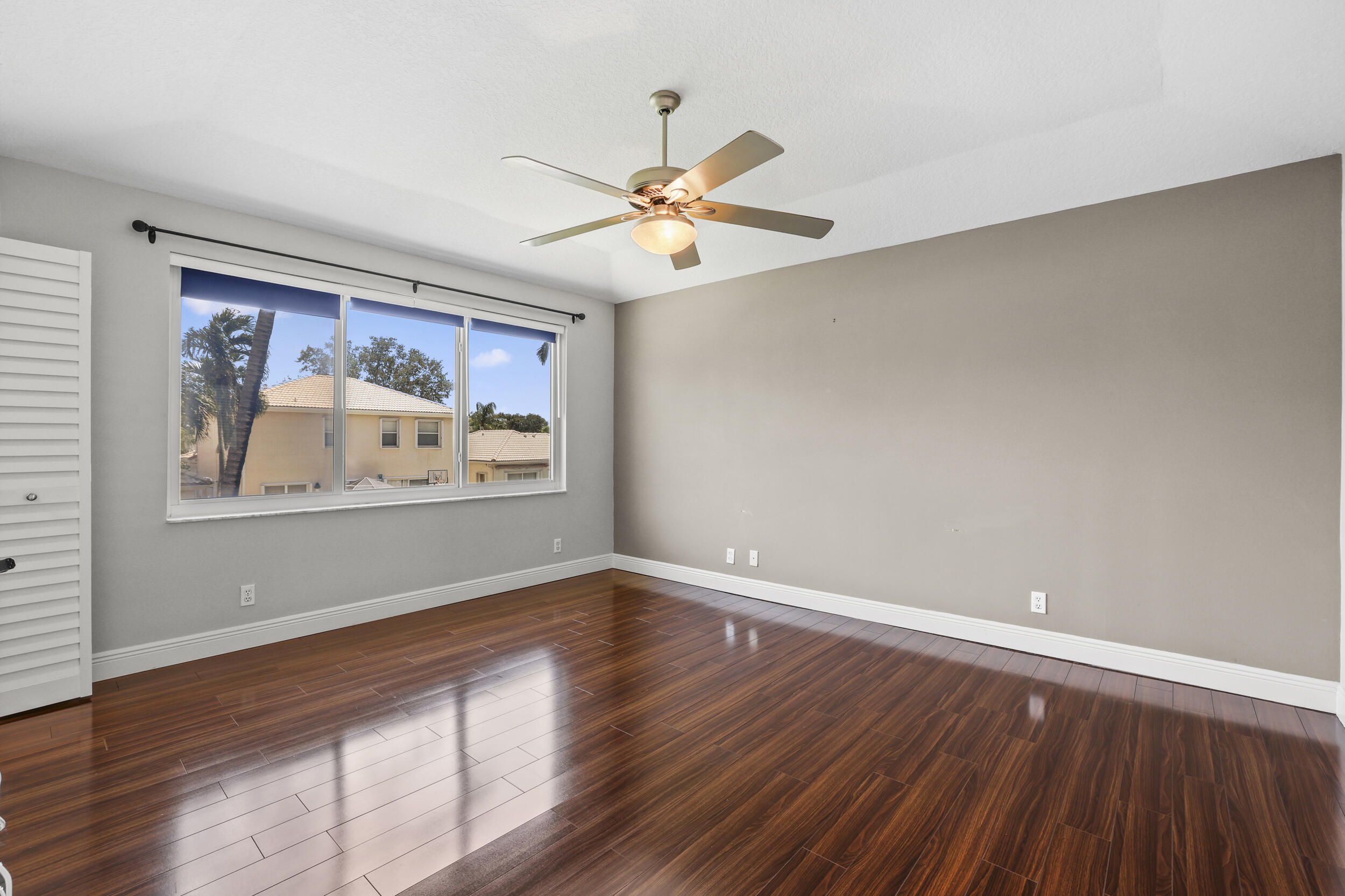 6878 NW 33rd, Margate FL 33063