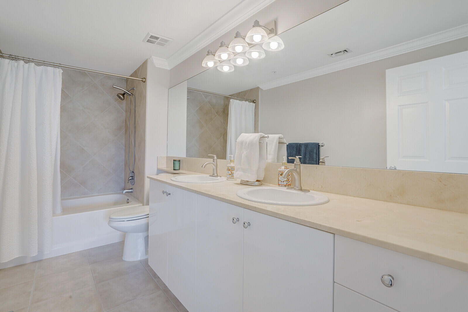 804 E Windward, Lantana FL 33462