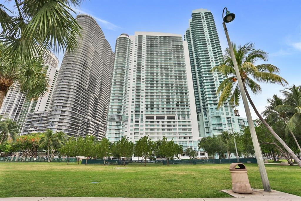1800 N Bayshore #1610, Miami FL 33132