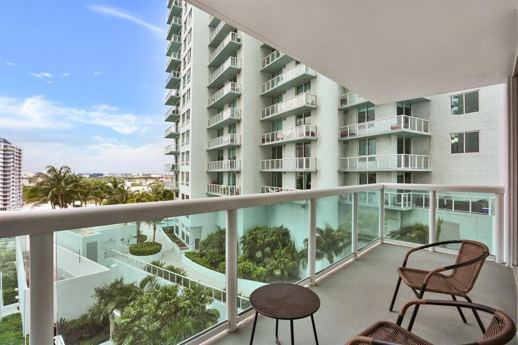 1800 N Bayshore #1610, Miami FL 33132