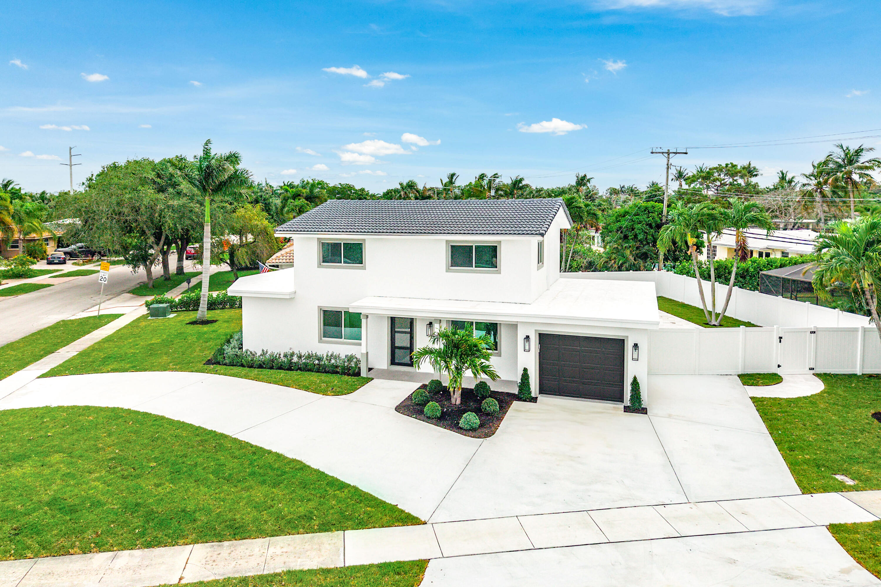 900 SW 13th, Boca Raton FL 33486
