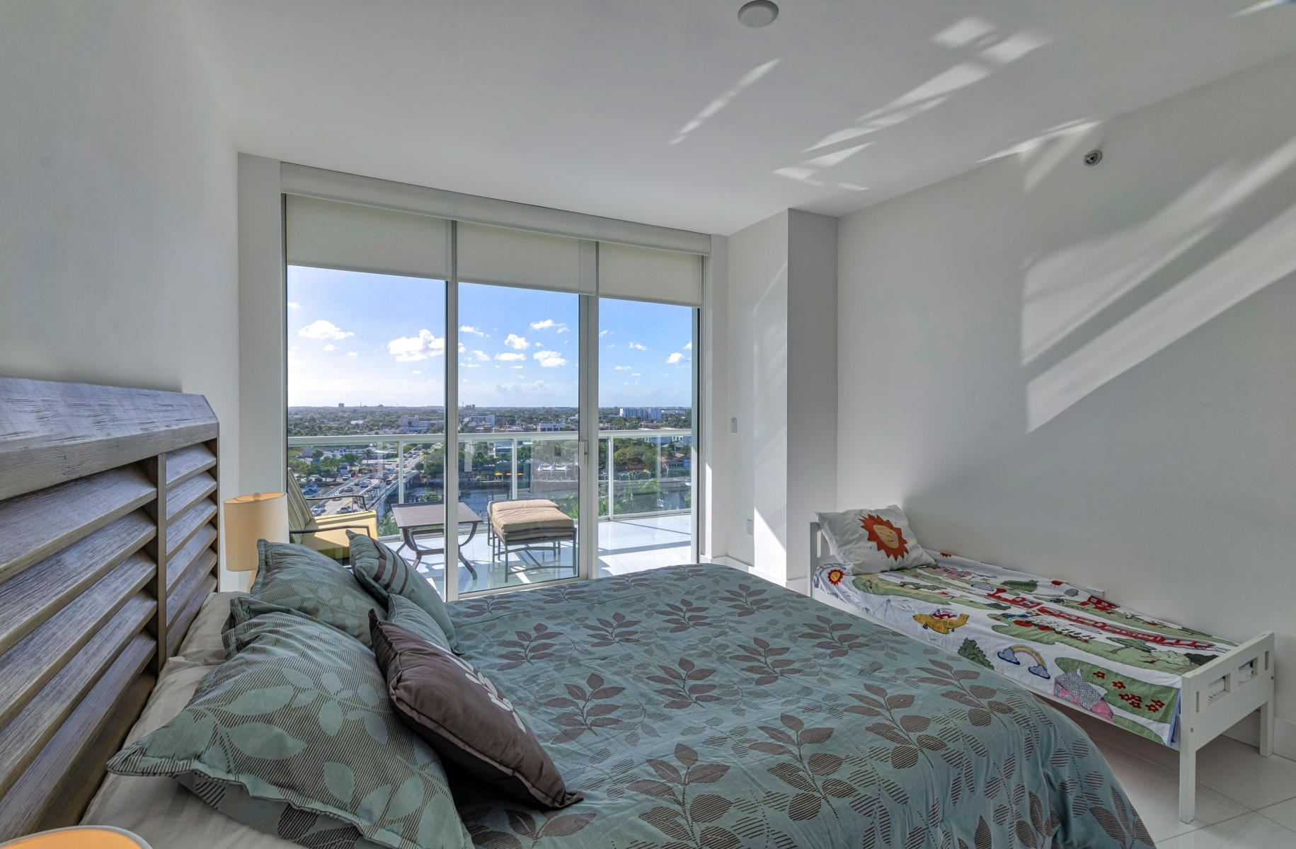 1 N Ocean #913, Pompano Beach FL 33062