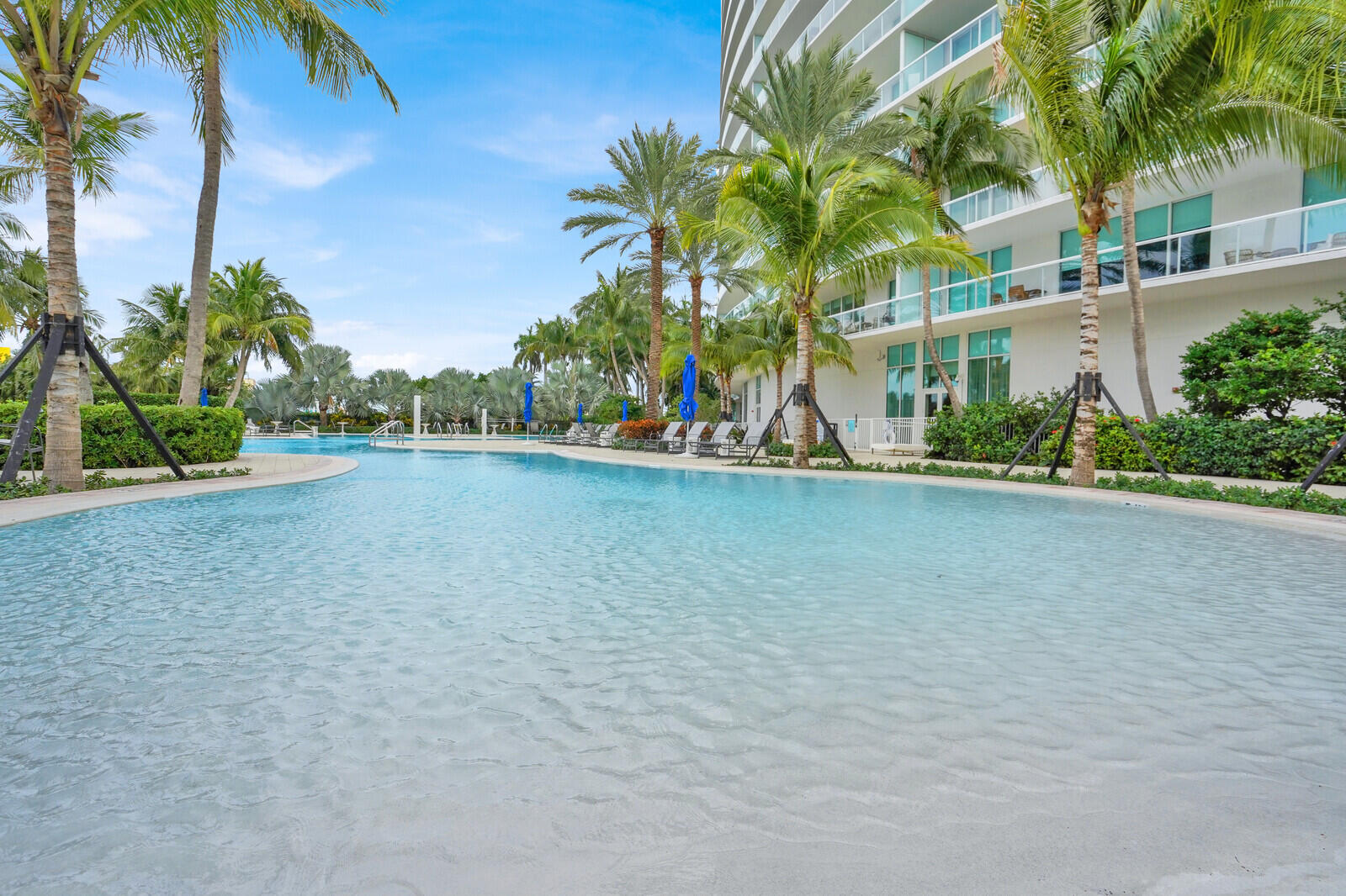 1 N Ocean #913, Pompano Beach FL 33062