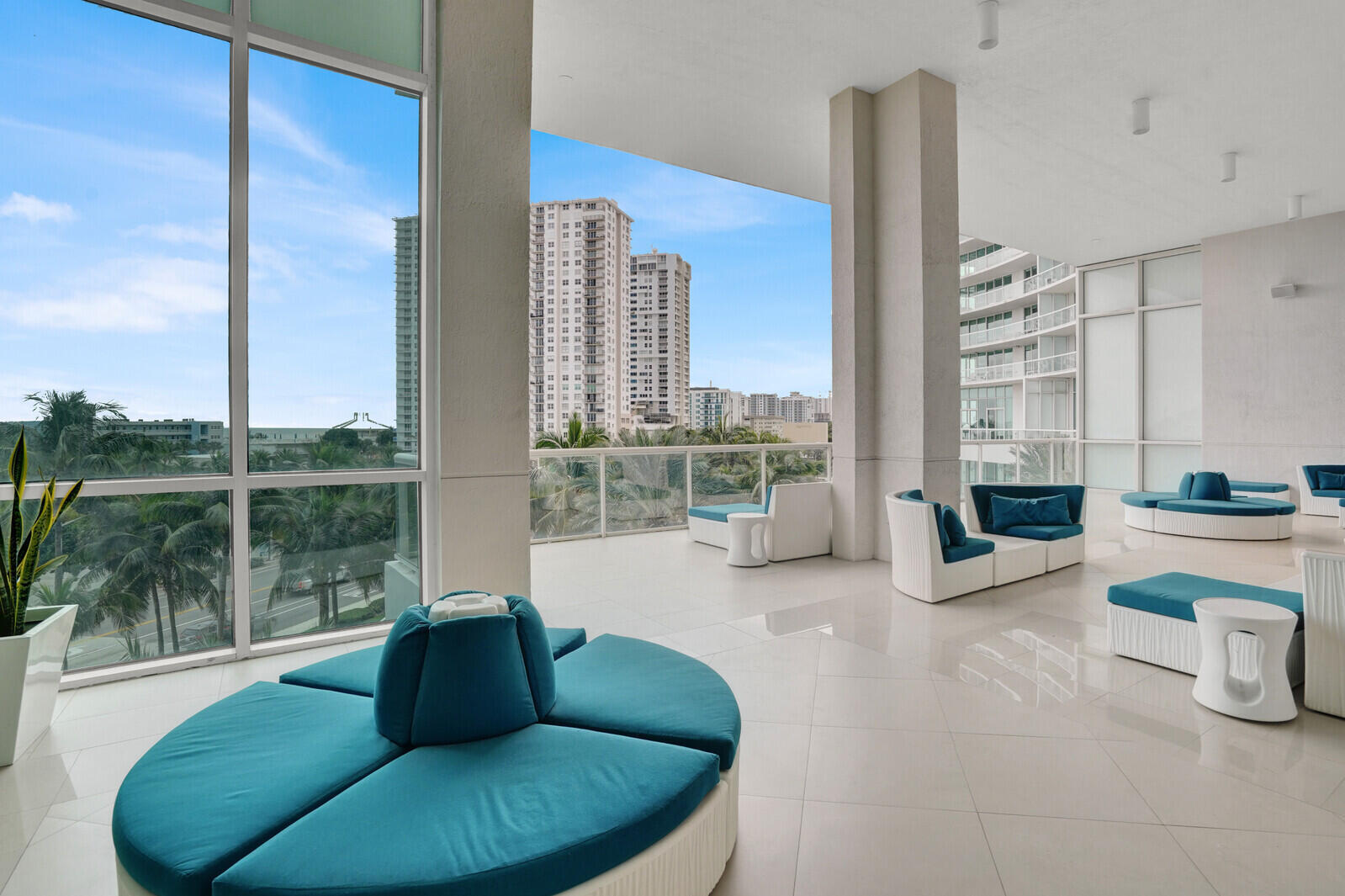 1 N Ocean #913, Pompano Beach FL 33062