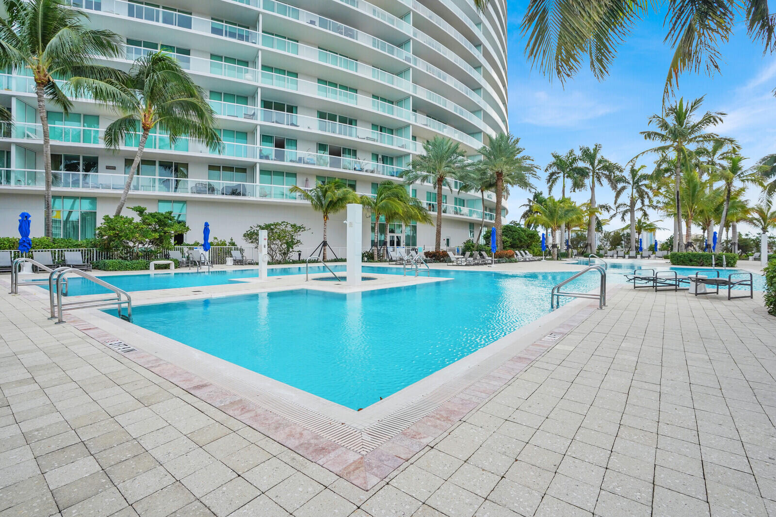 1 N Ocean #913, Pompano Beach FL 33062