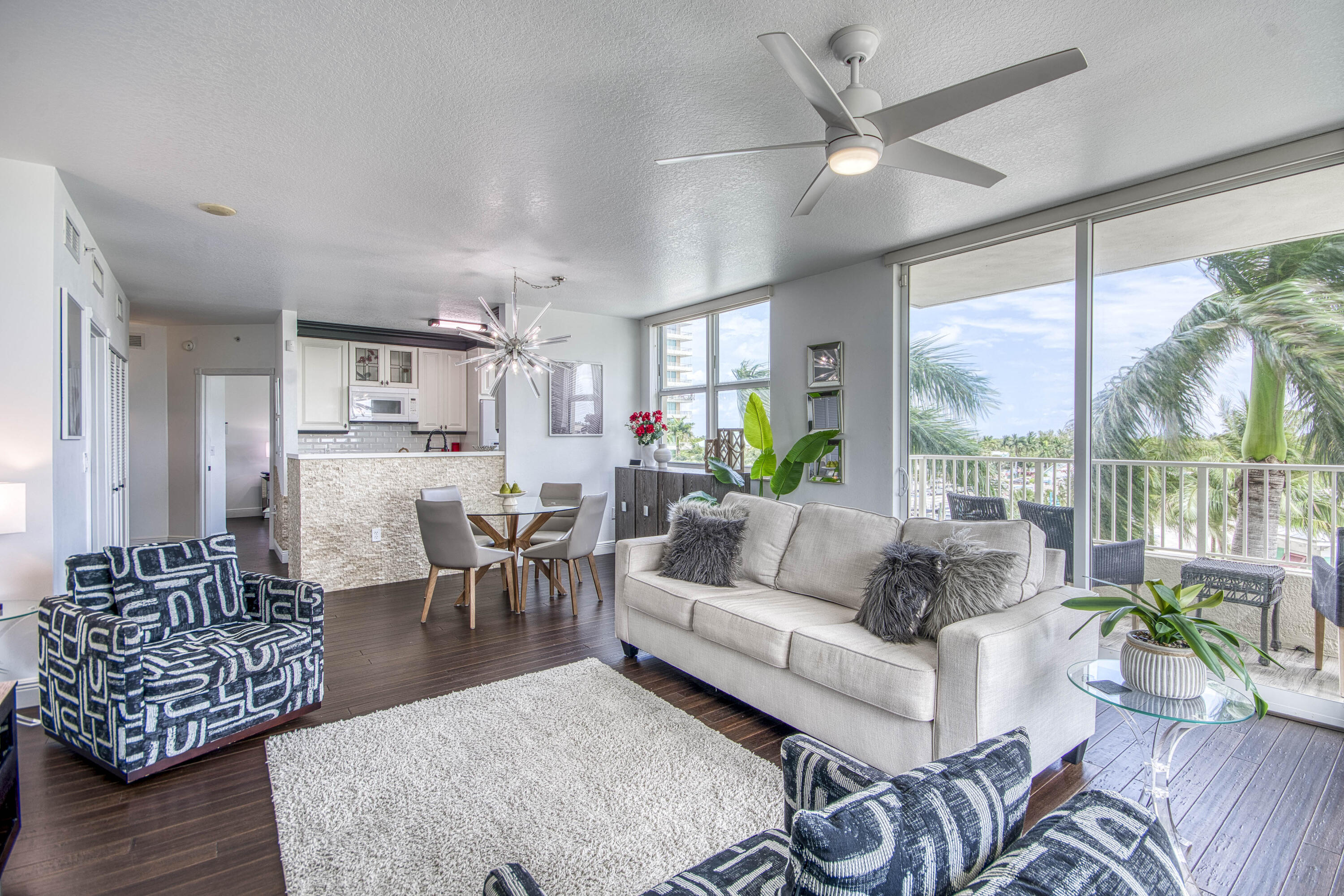 100 NE 6th #407, Boynton Beach FL 33435