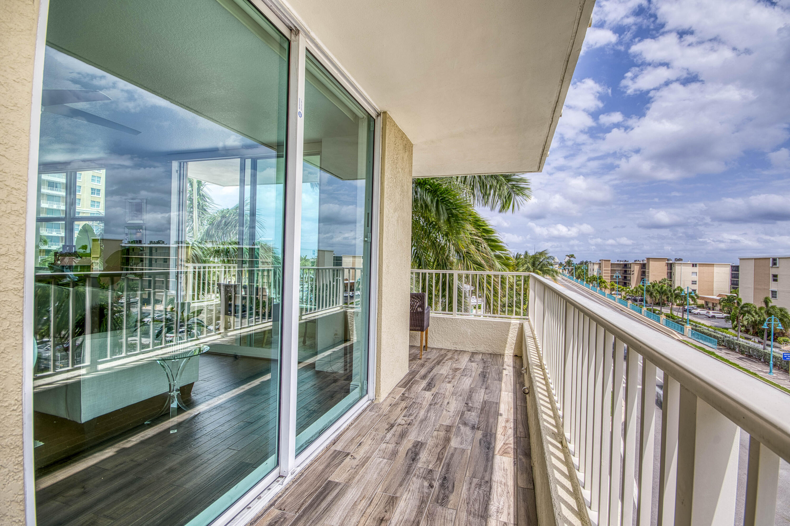 100 NE 6th #407, Boynton Beach FL 33435