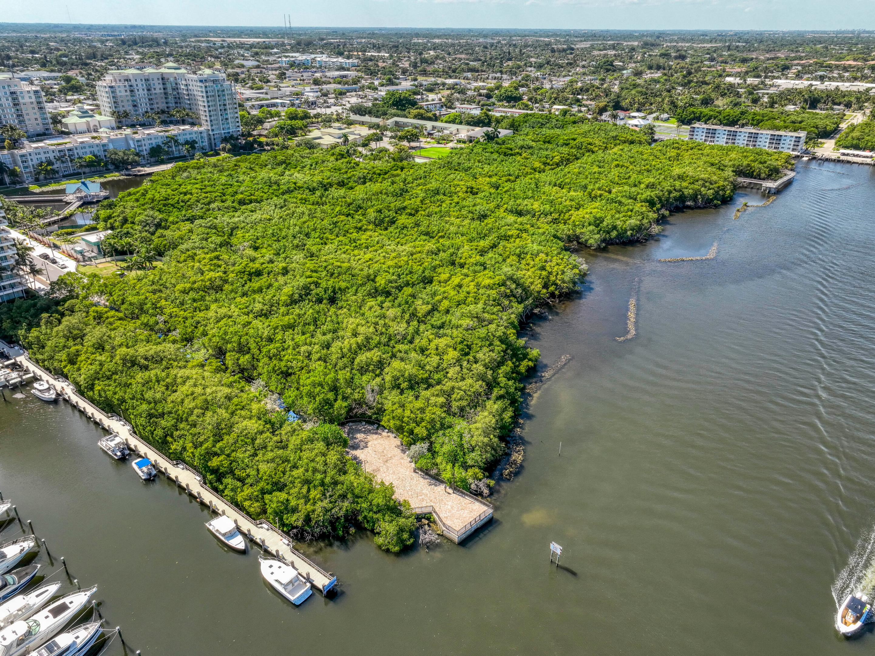 100 NE 6th #407, Boynton Beach FL 33435