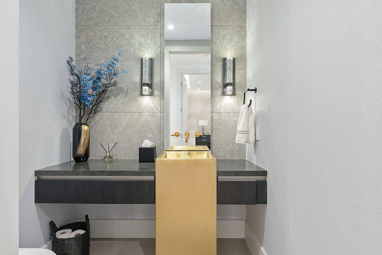 1901 S Ocean #10, Delray Beach FL 33483