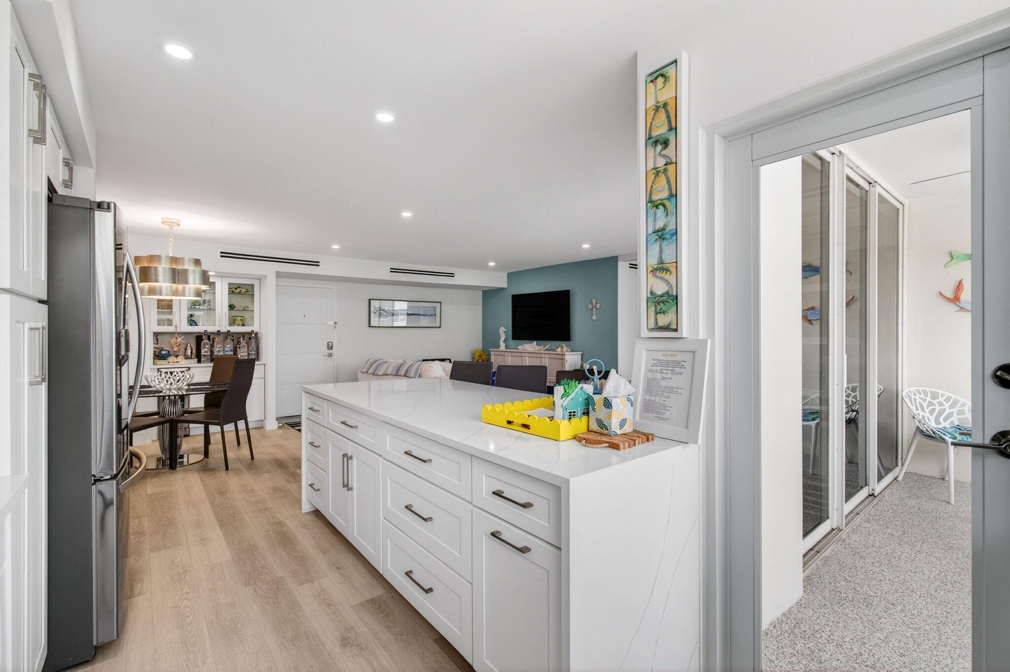 1236 Hillsboro Mile #406, Hillsboro Beach FL 33062