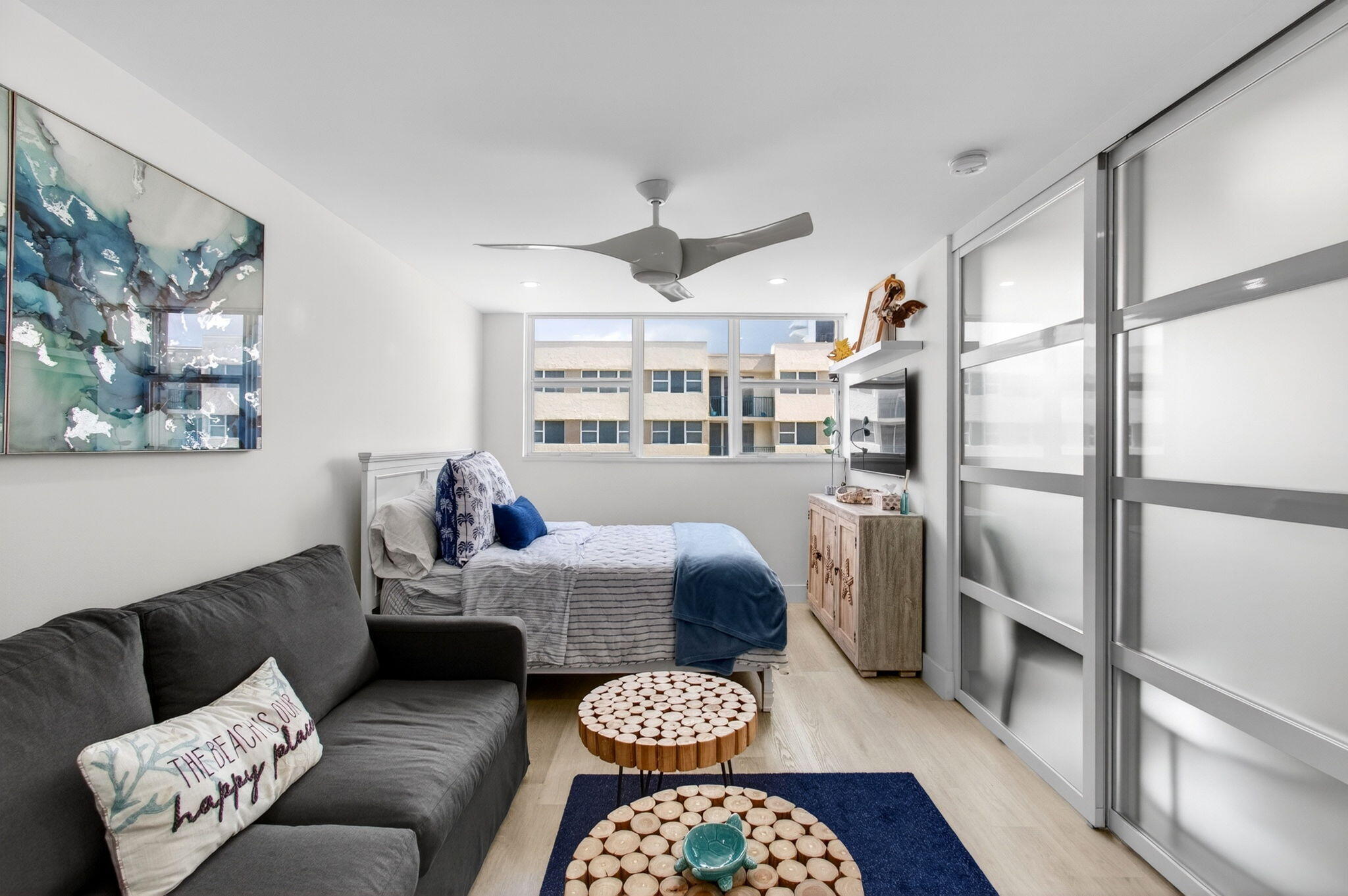 1236 Hillsboro Mile #406, Hillsboro Beach FL 33062