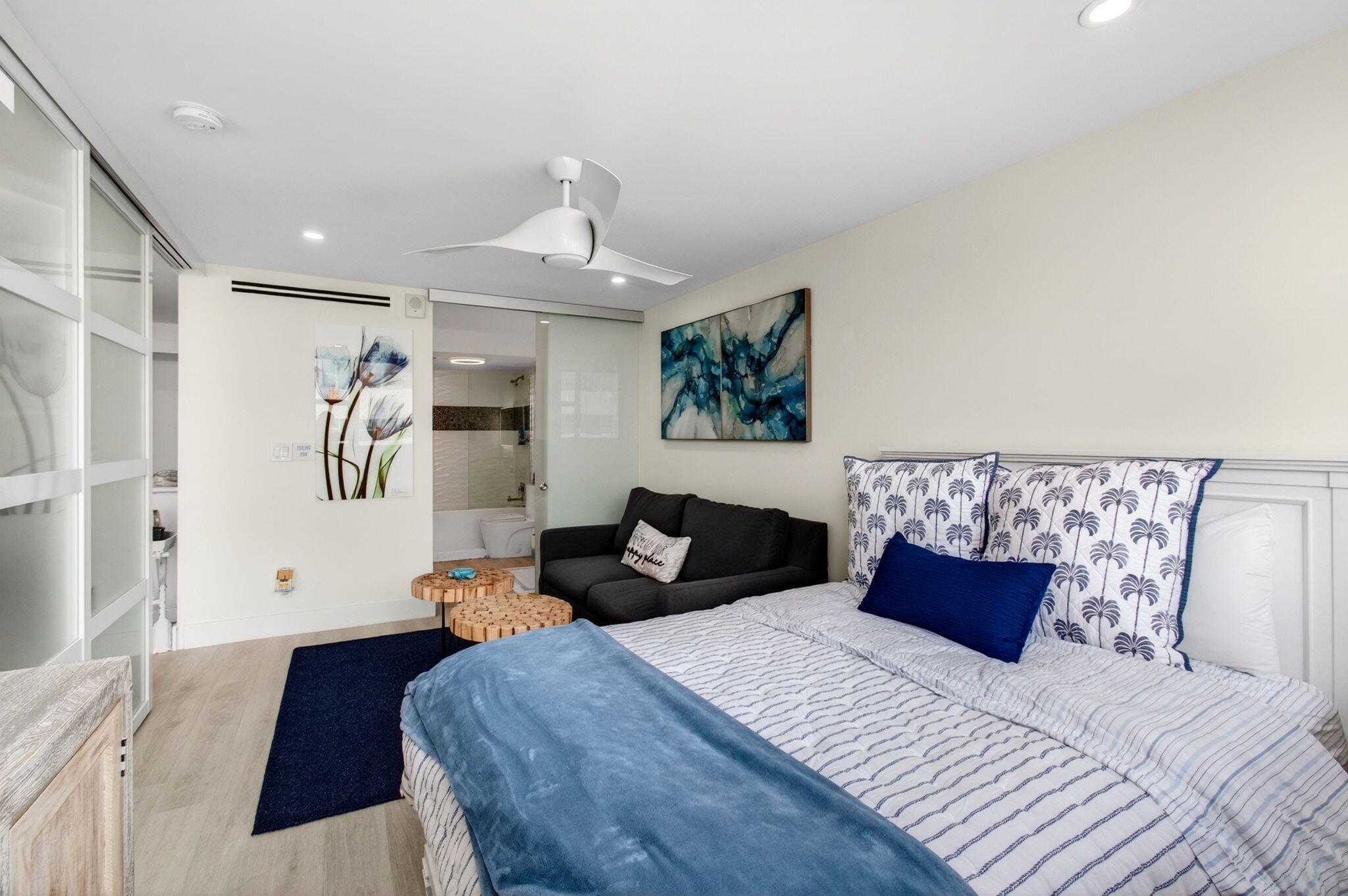1236 Hillsboro Mile #406, Hillsboro Beach FL 33062