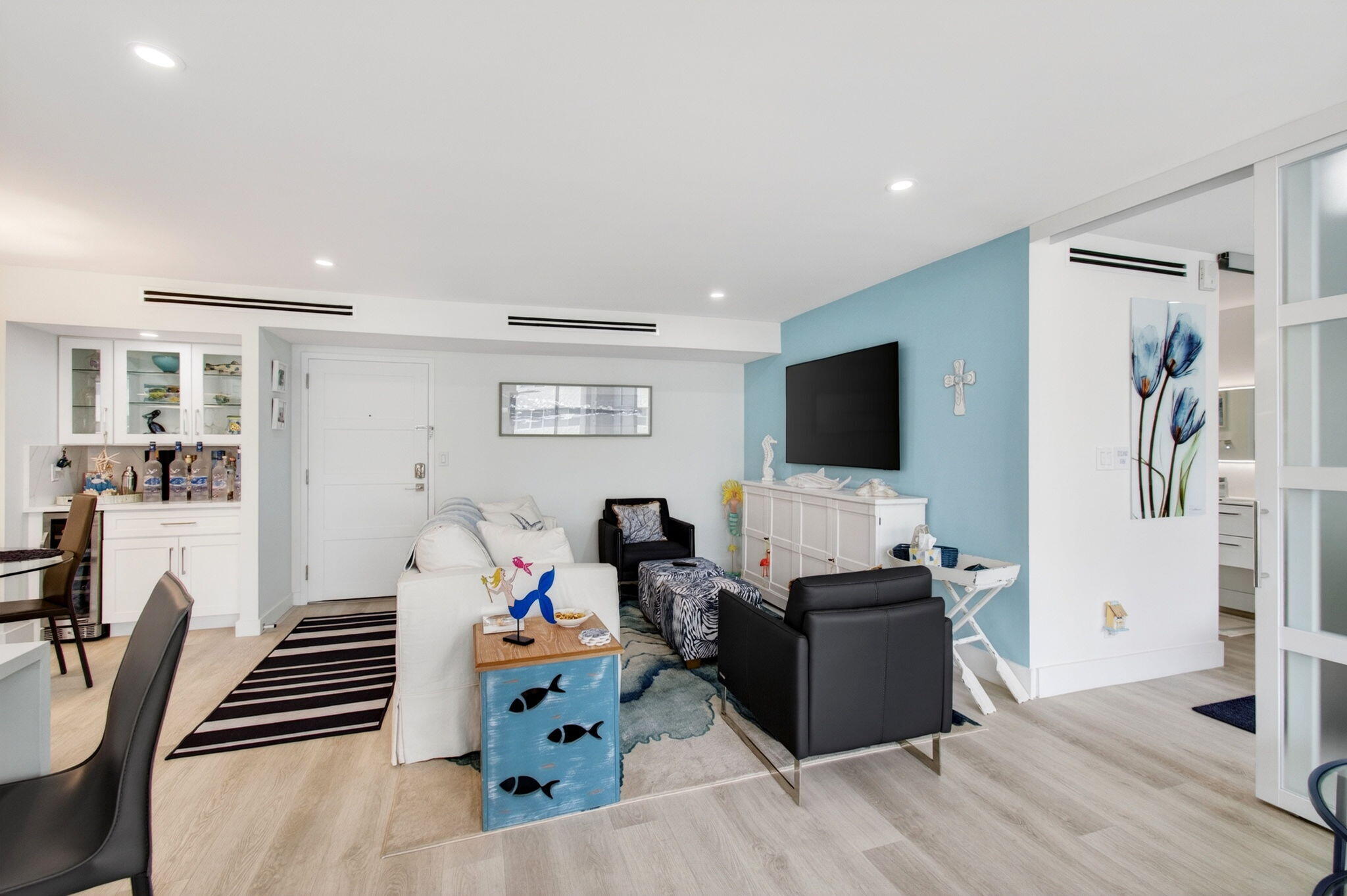 1236 Hillsboro Mile #406, Hillsboro Beach FL 33062
